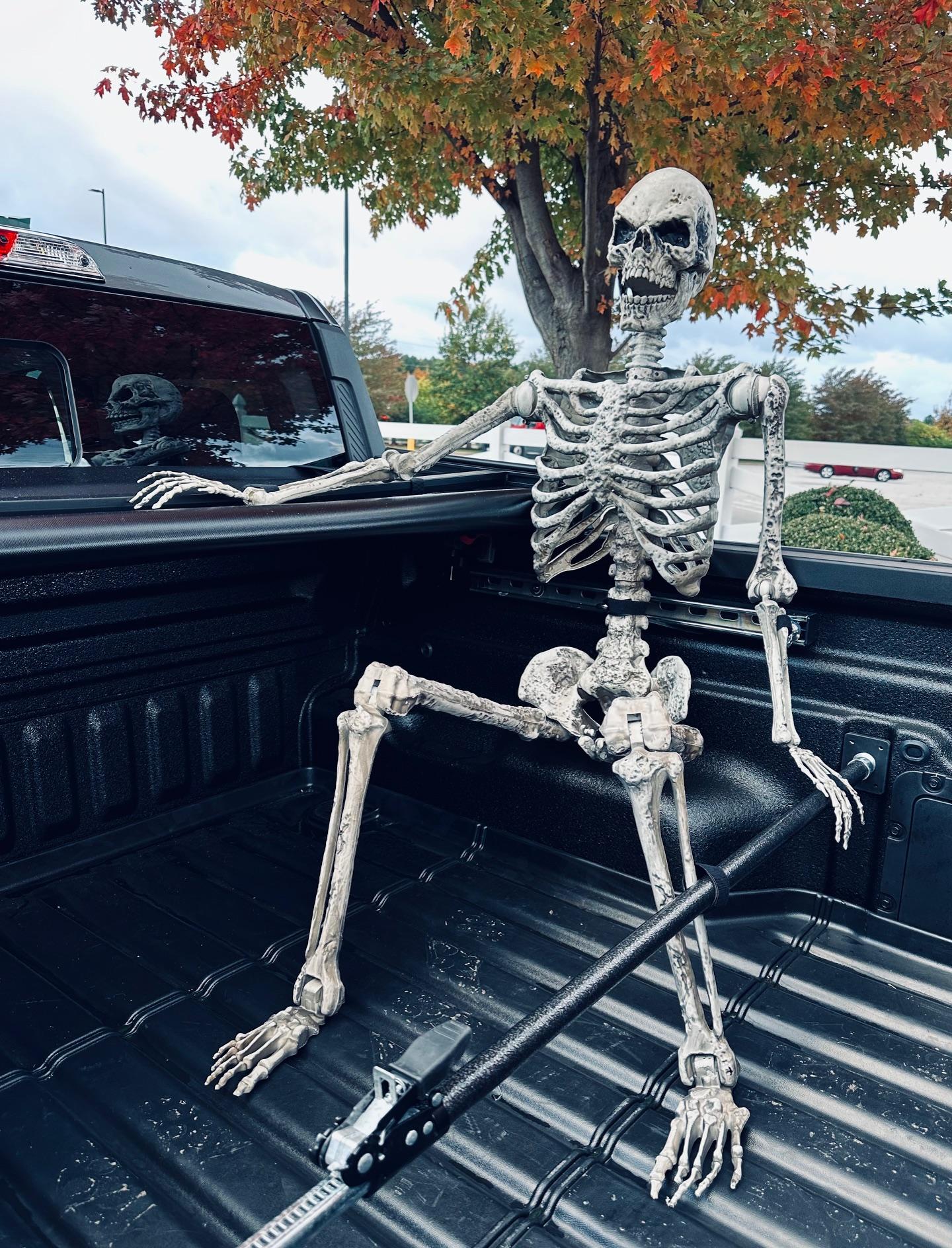 Ford Maverick Cyber Orange Halloween Fun mQoRVMd