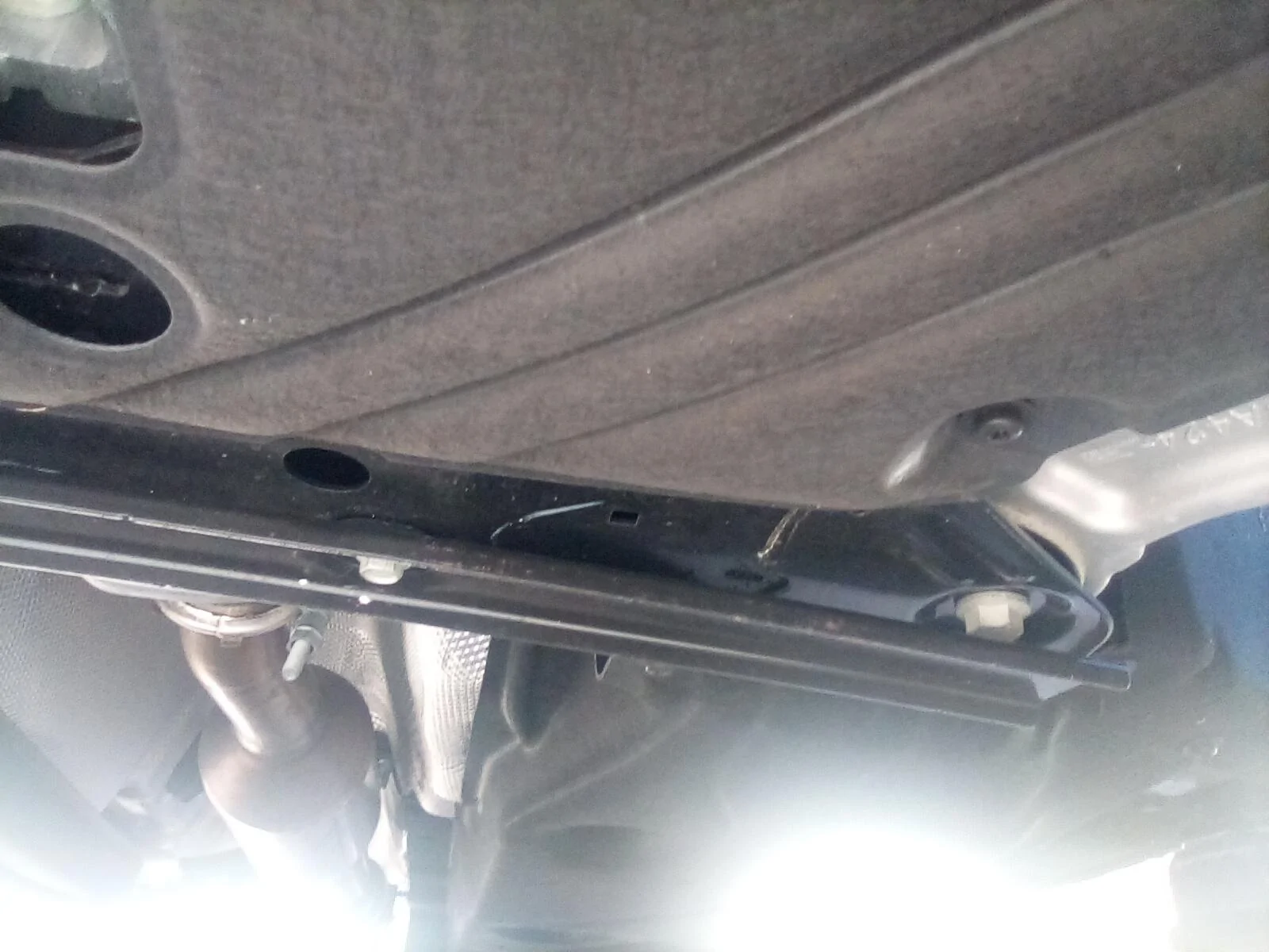 Ford Maverick Cut a hole under 2.0 engine shield for oil change accessibility? IMG_20231031_092056