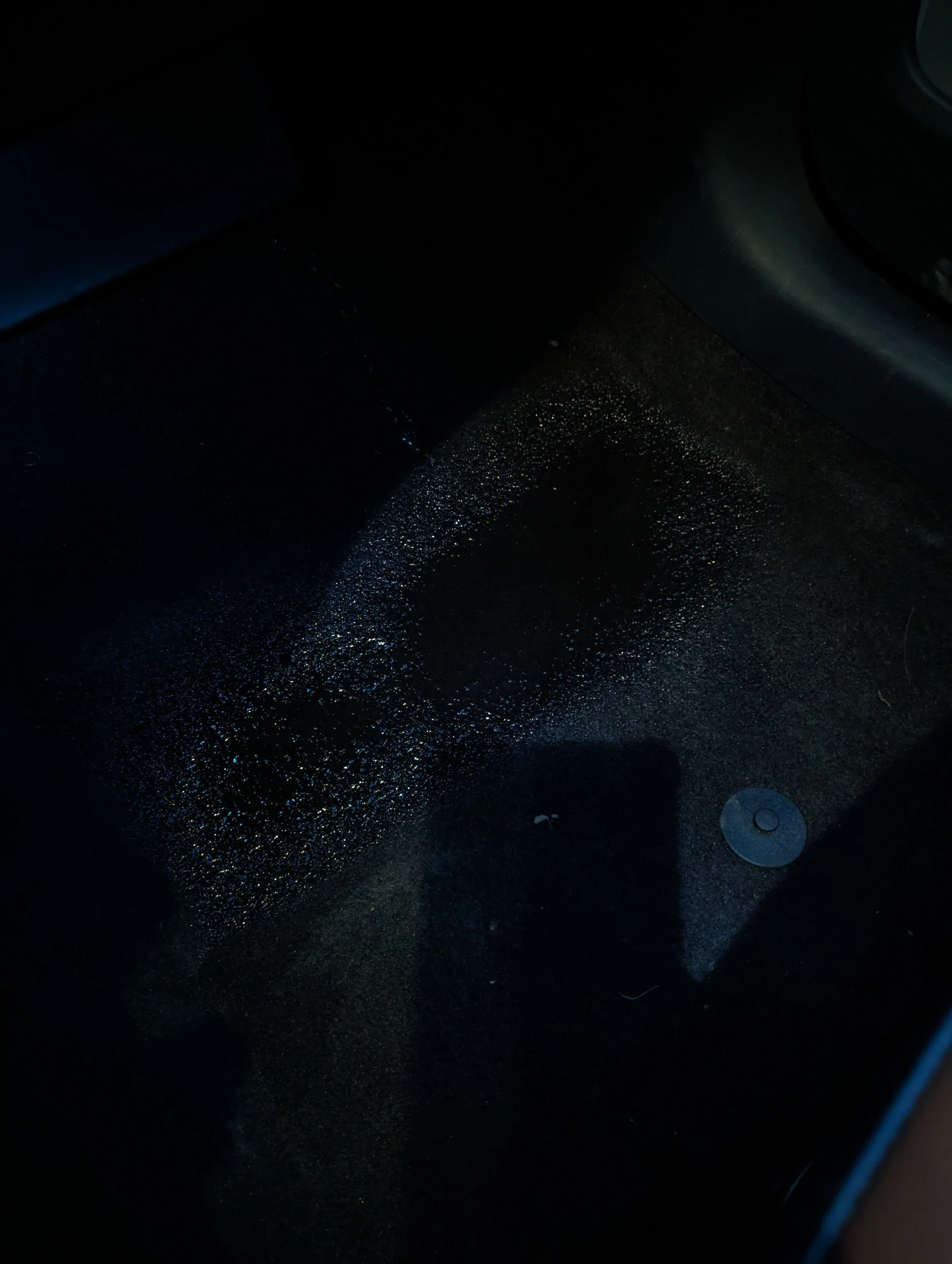Ford Maverick 23 hybrid leaking condensation 1000011670