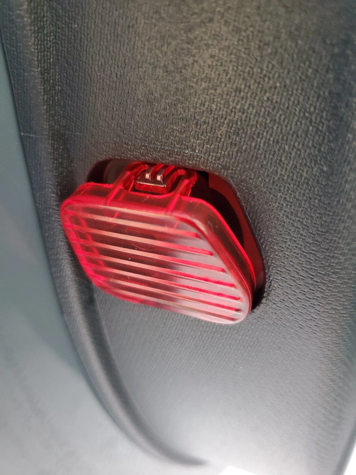 Ford Maverick Remove door panel or door card 03 Reflect
