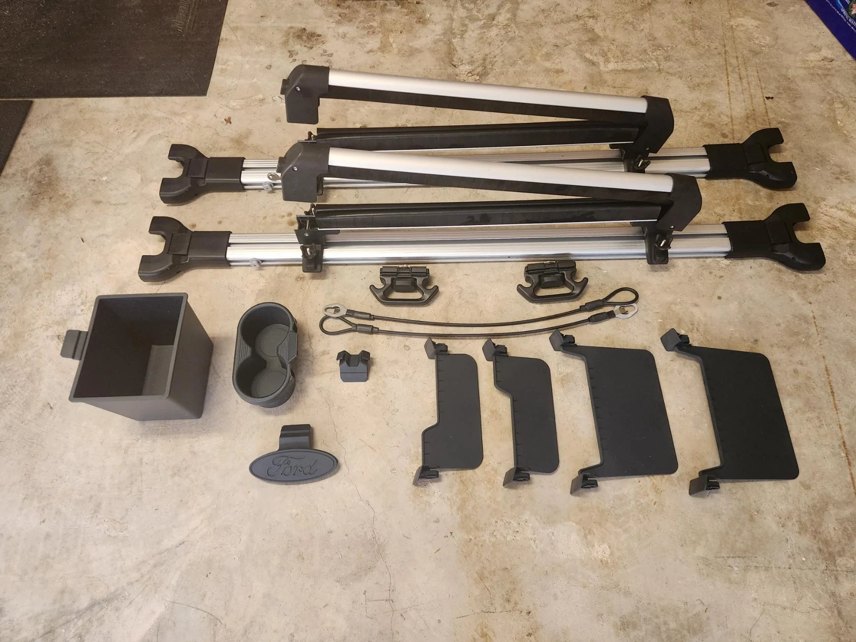 Ford Maverick Ford Bed Crossbars and more 20231028_094217