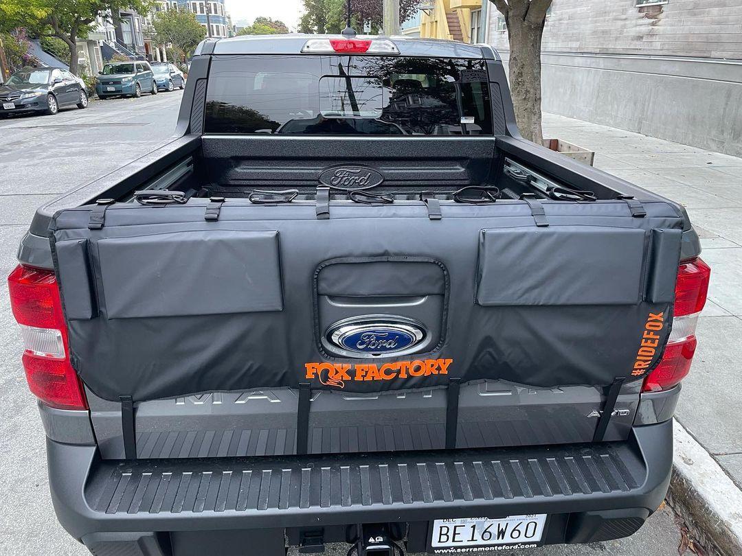 Ford Maverick FOX Overland tailgate pad (mid size) photos FOX Overland pad mid size 2022 Ford Maverick 3
