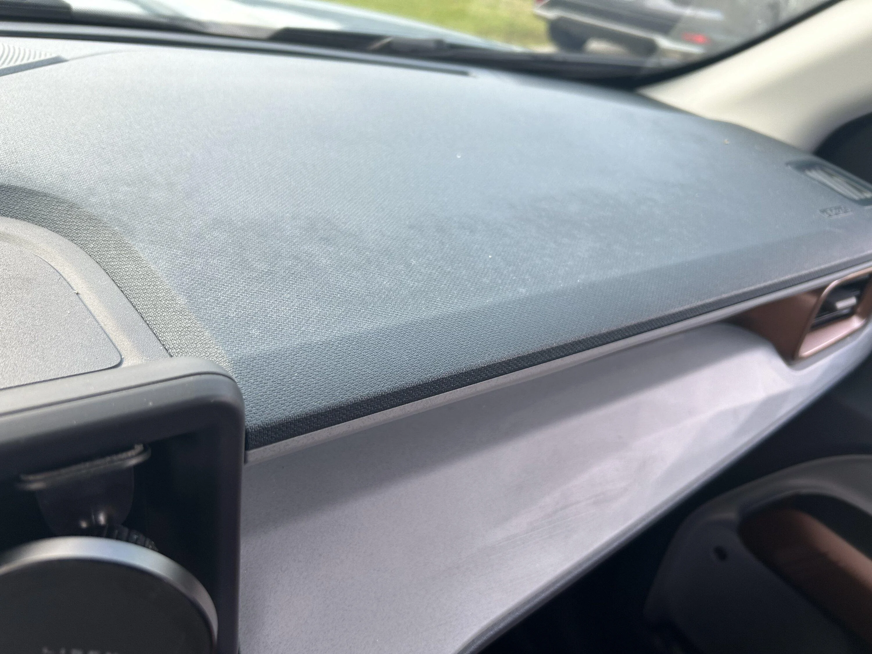 Ford Maverick Dash Staining? mav dash