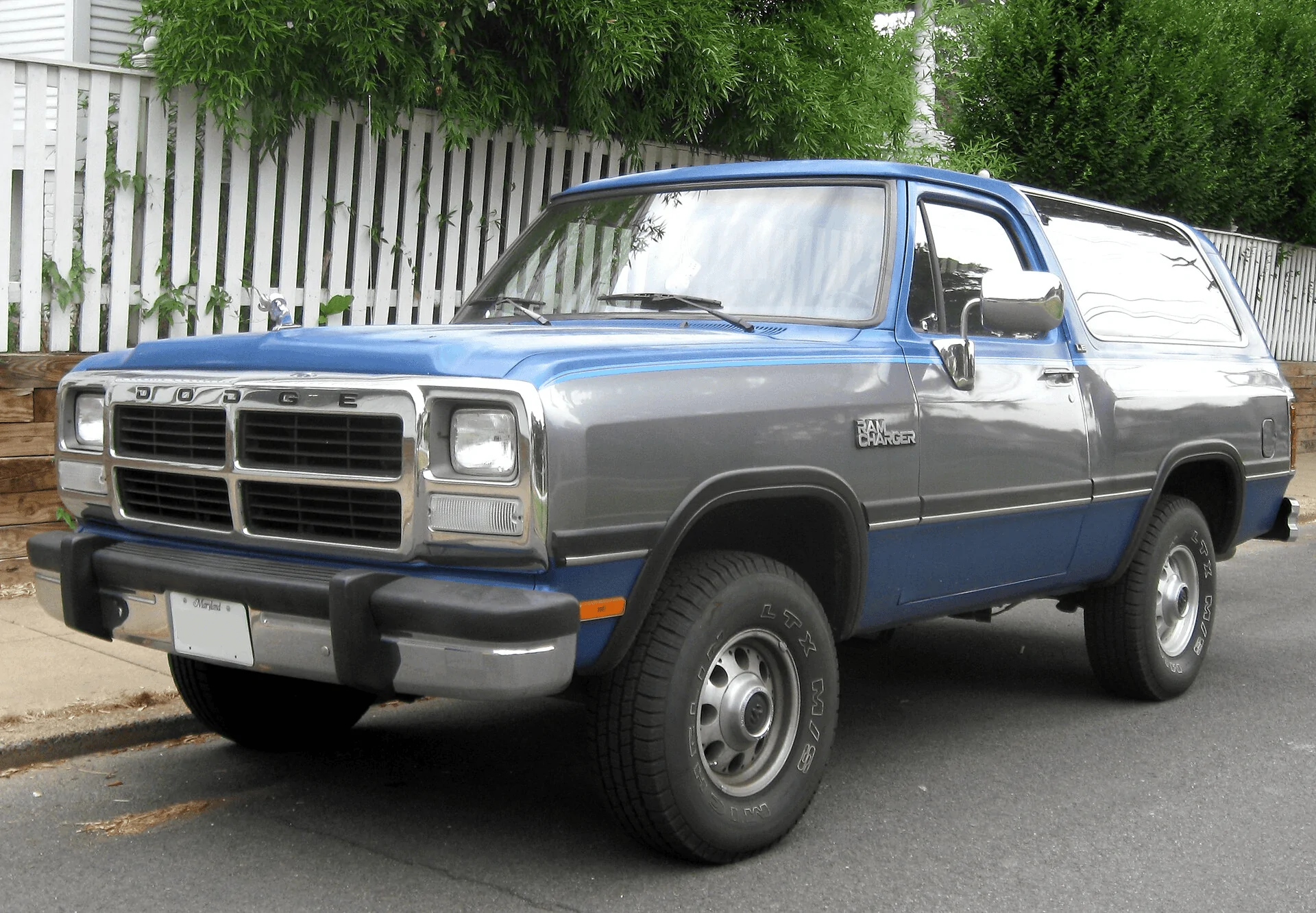Ford Maverick Ram 1500 Ramcharger coming in 2025 1699394346024