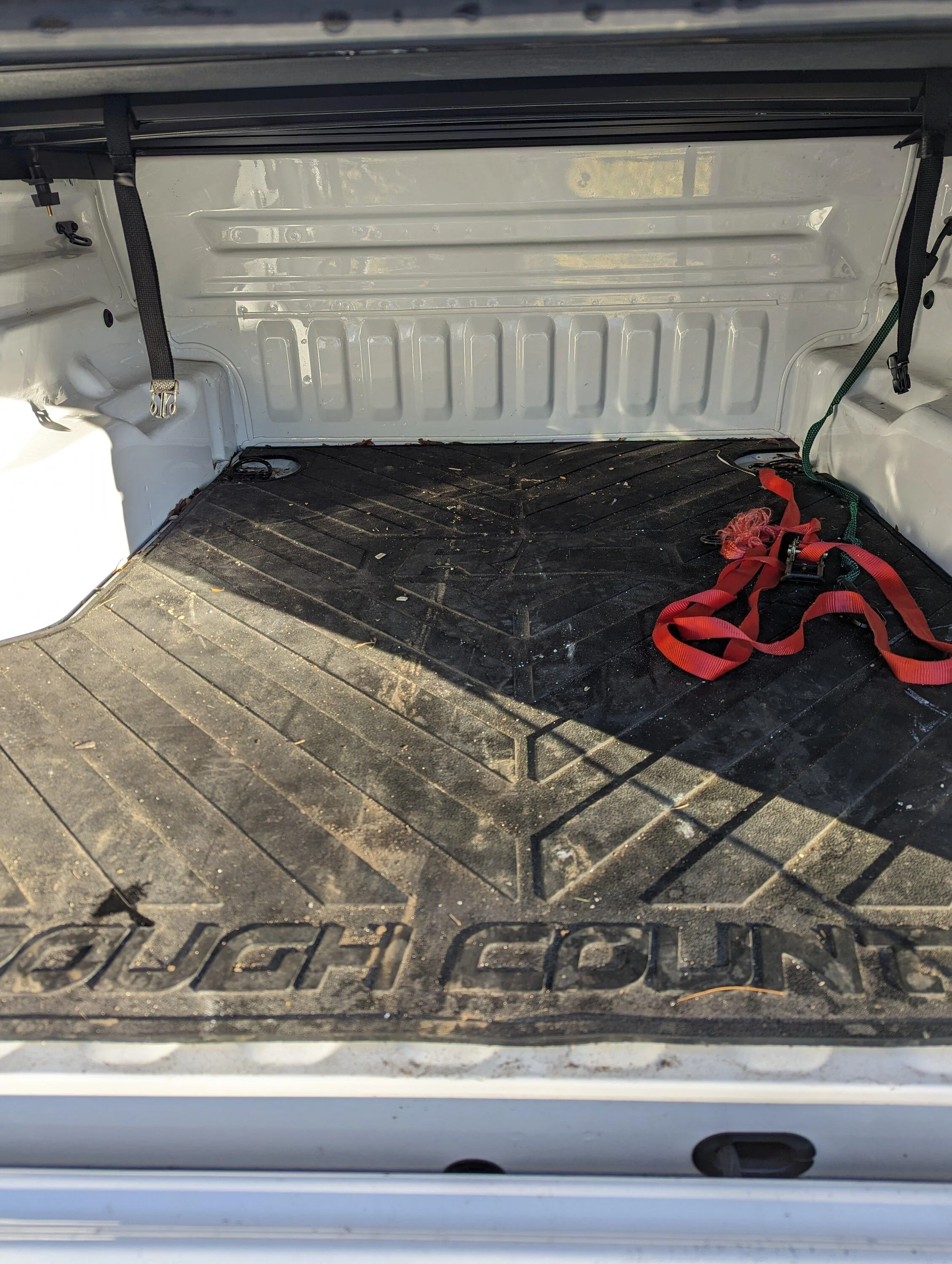 Ford Maverick Rough Country tri-fold top and bed mat. PXL_20231109_134602873