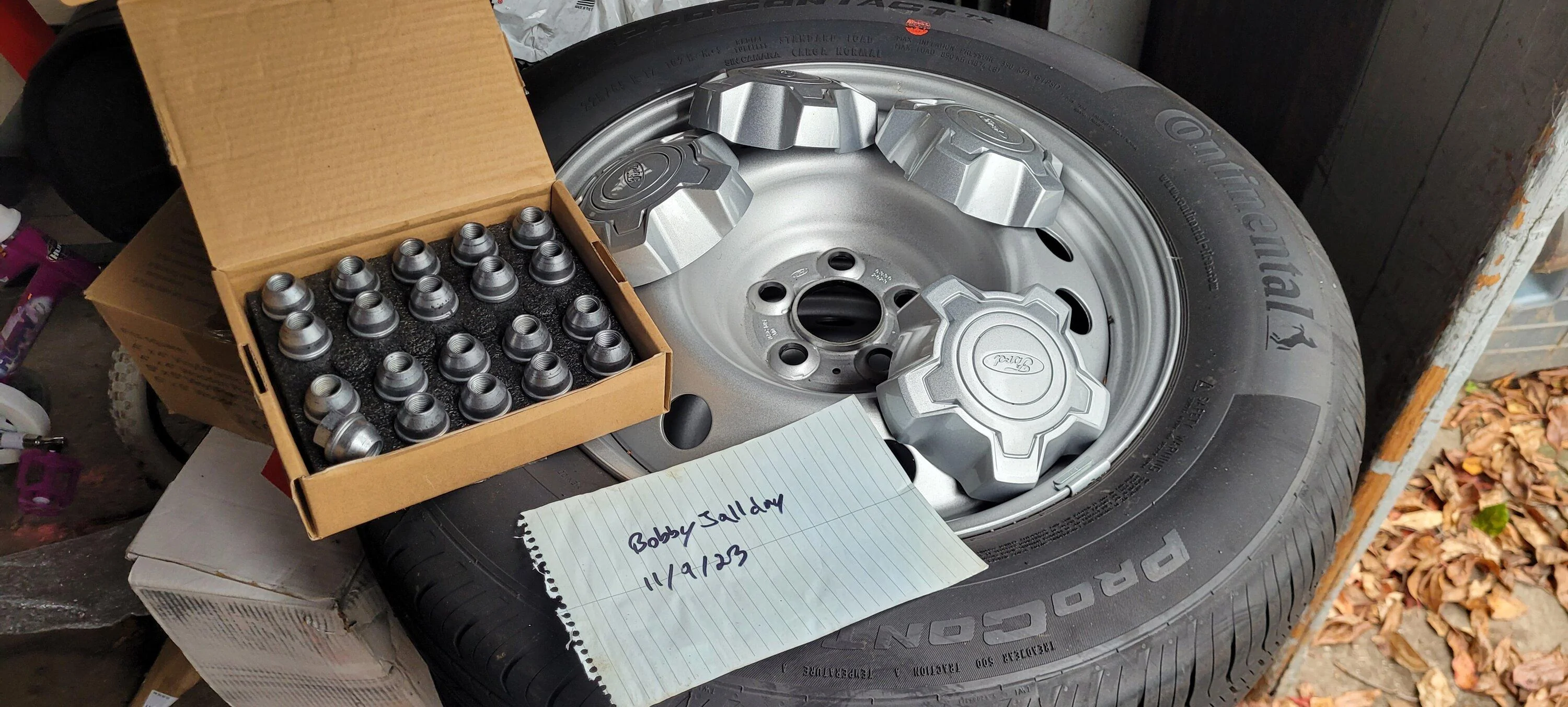 Ford Maverick Xl steelie take offs 400 obo 20231109_085244