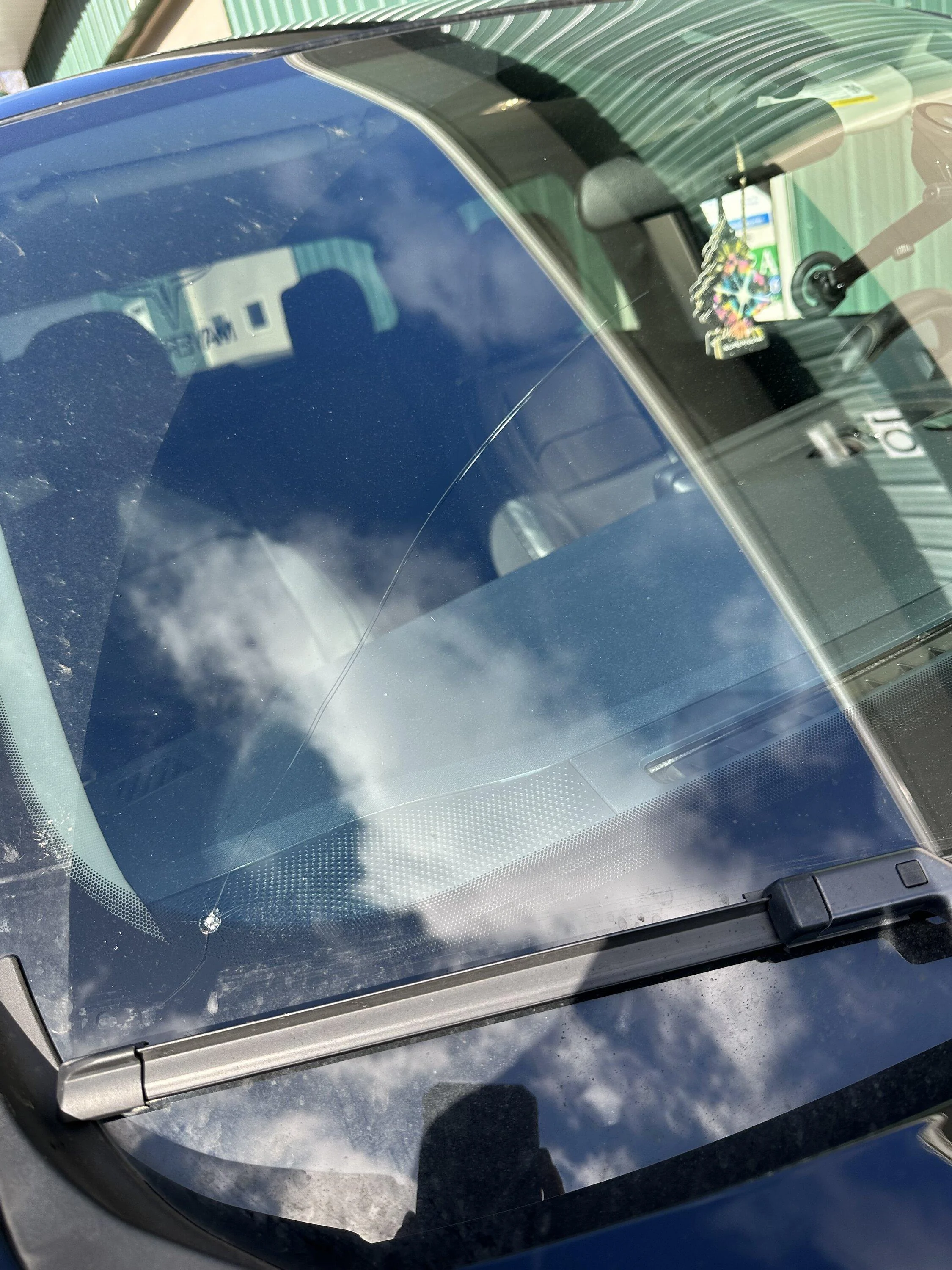 Ford Maverick Windshield replacement IMG_2740