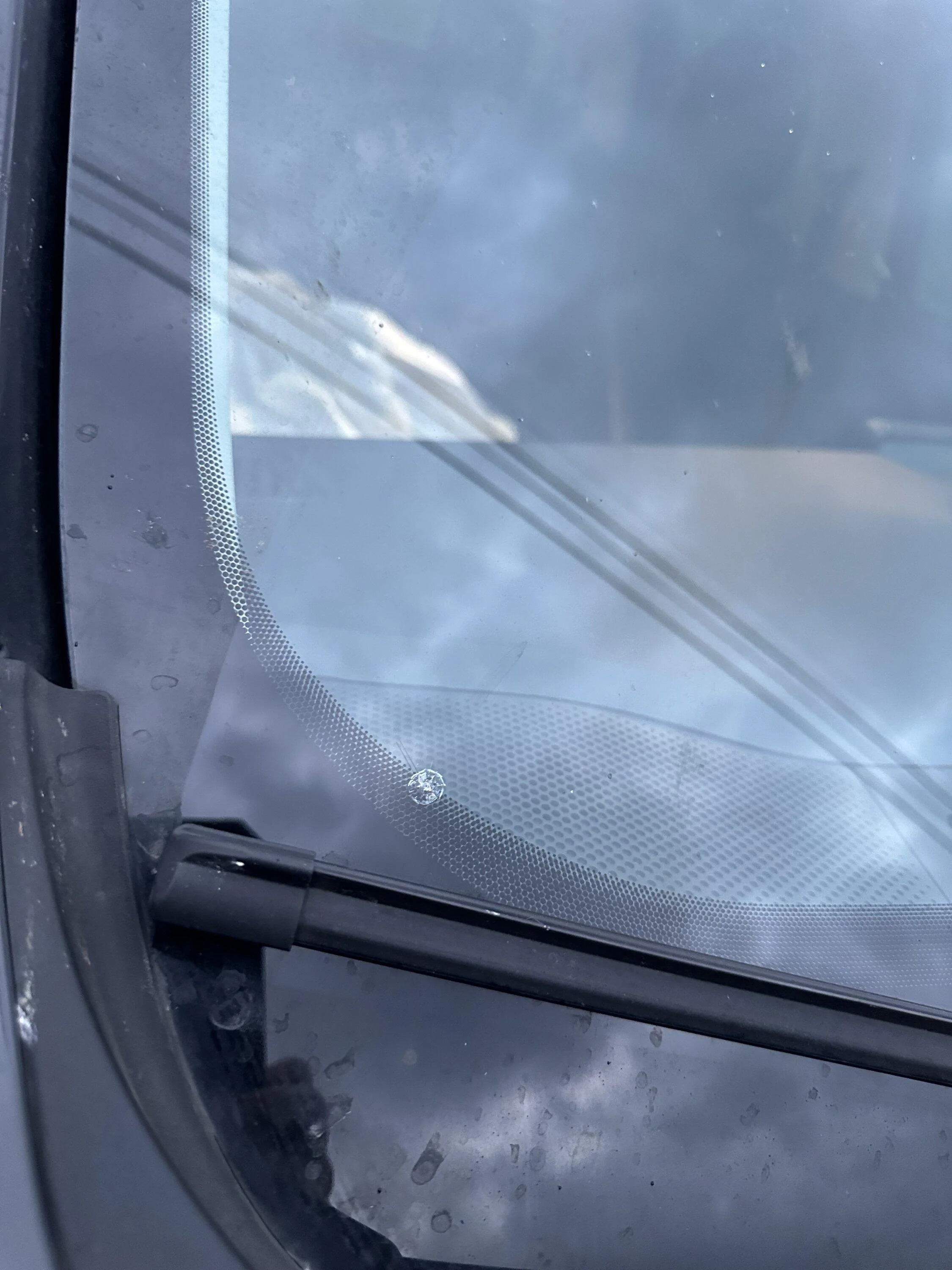 Ford Maverick Windshield replacement IMG_2725