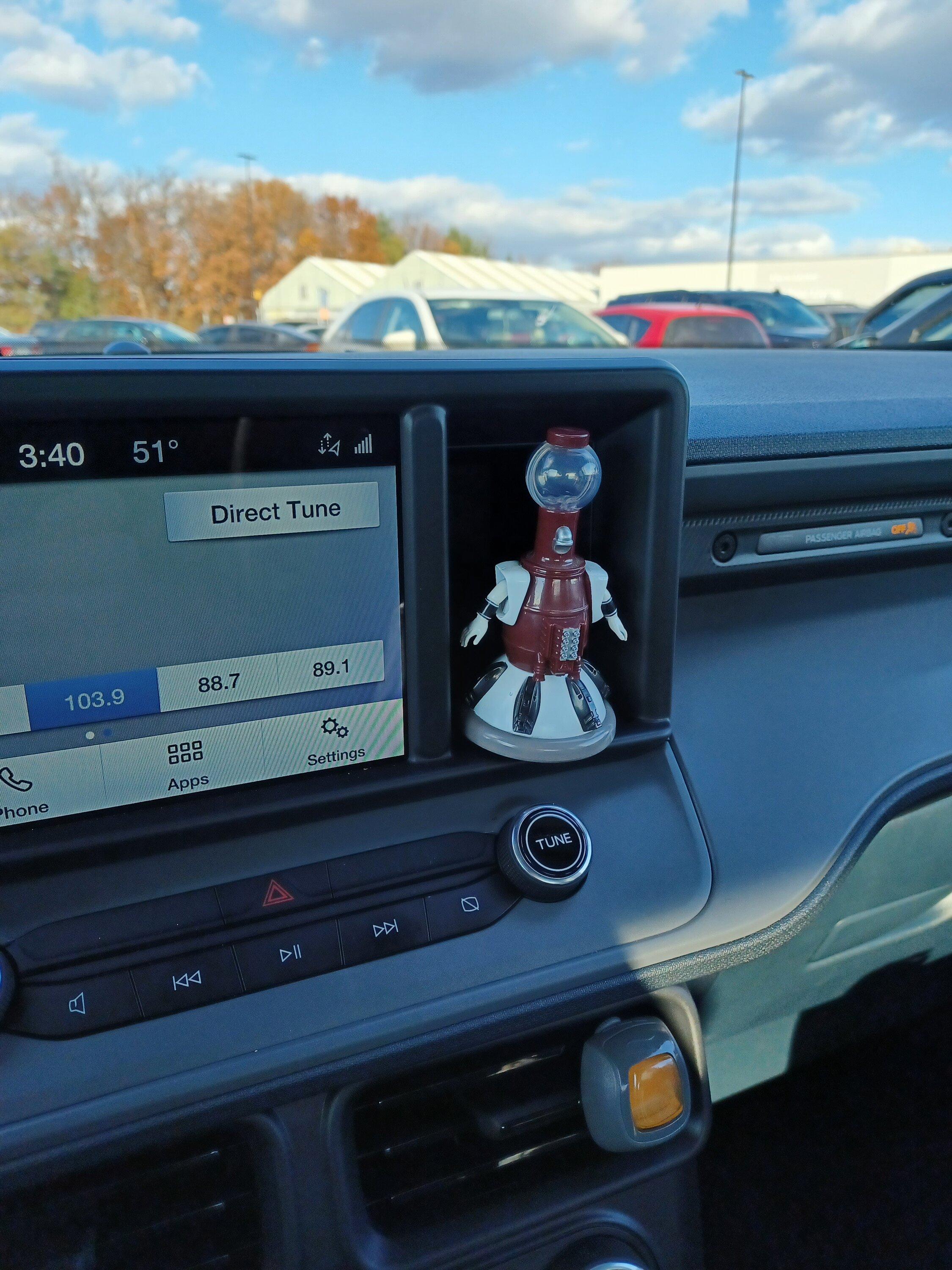 Ford Maverick What'd you put in dash Cubby Hole (space next display screen)? 20231111_154001