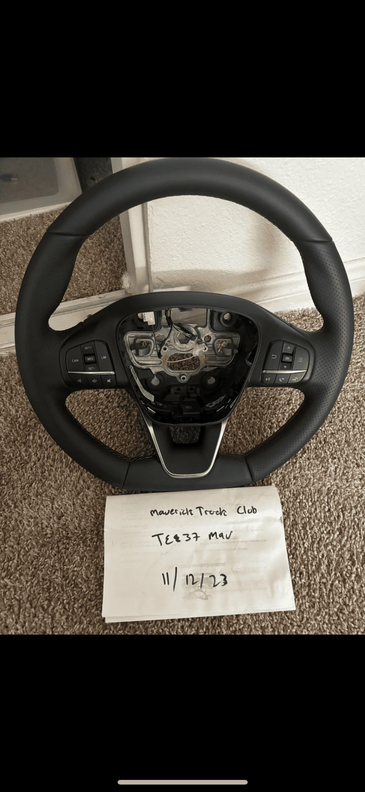 Ford Maverick Ford St Steering wheel IMG_9060