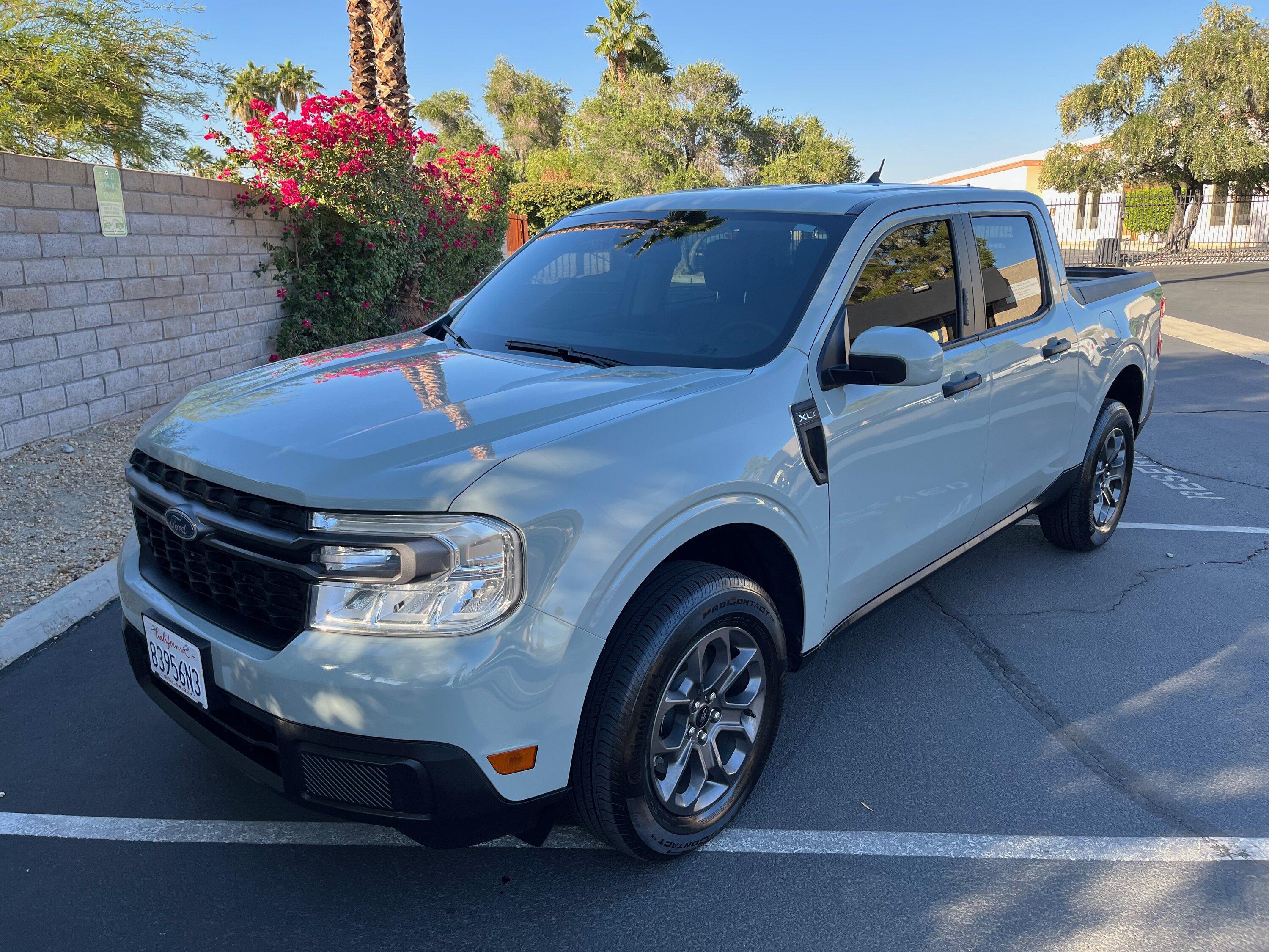 Ford Maverick 2023 Hybrid XLT with Lux in Cactus Gray IMG_2153