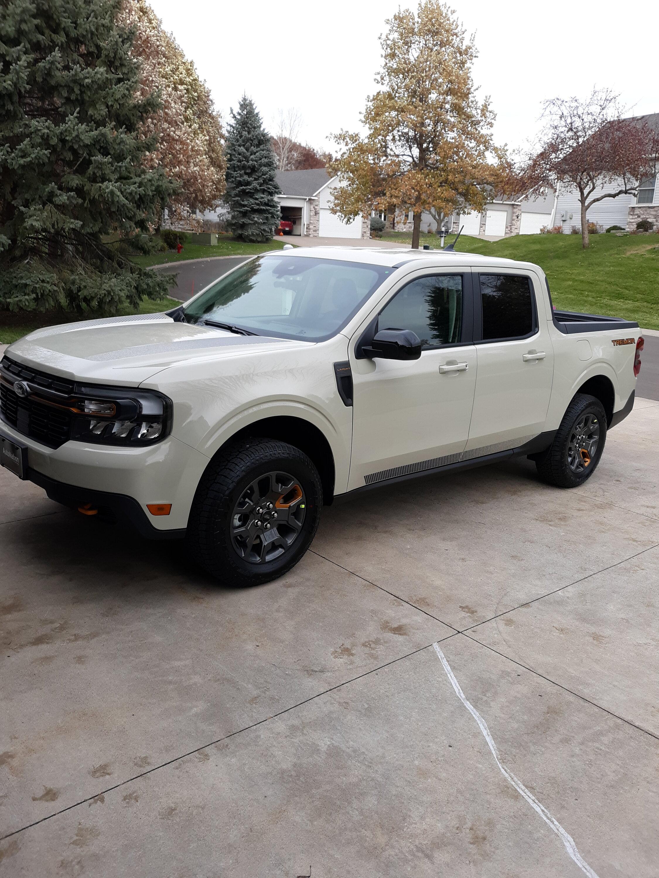 Ford Maverick My 2024 Maverick in Terrain color delivered 20231114_141300