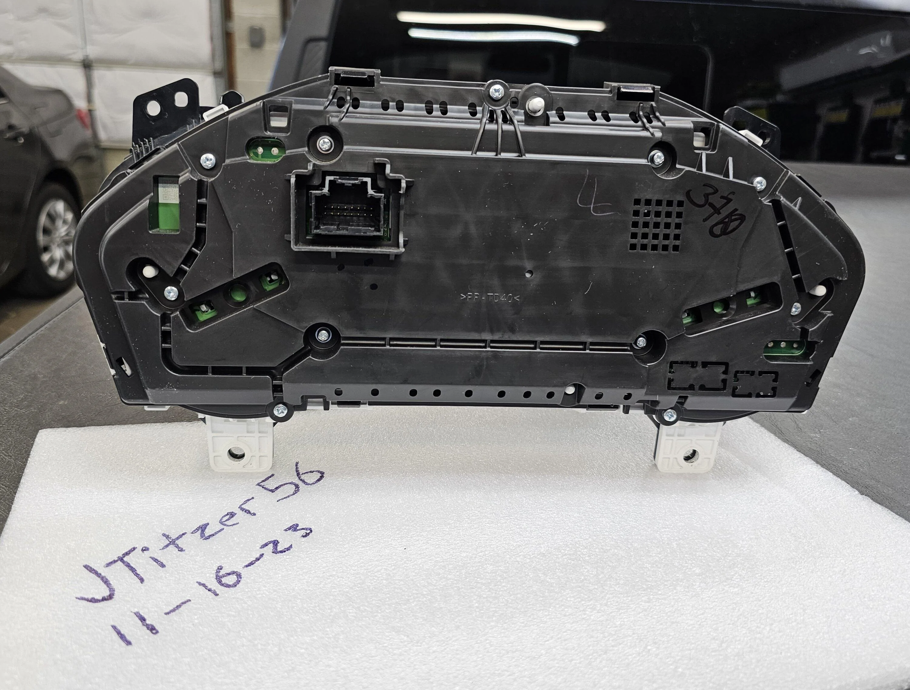 Ford Maverick Lariat/FX4 cluster w/ 6.5" screen 20231116_114333