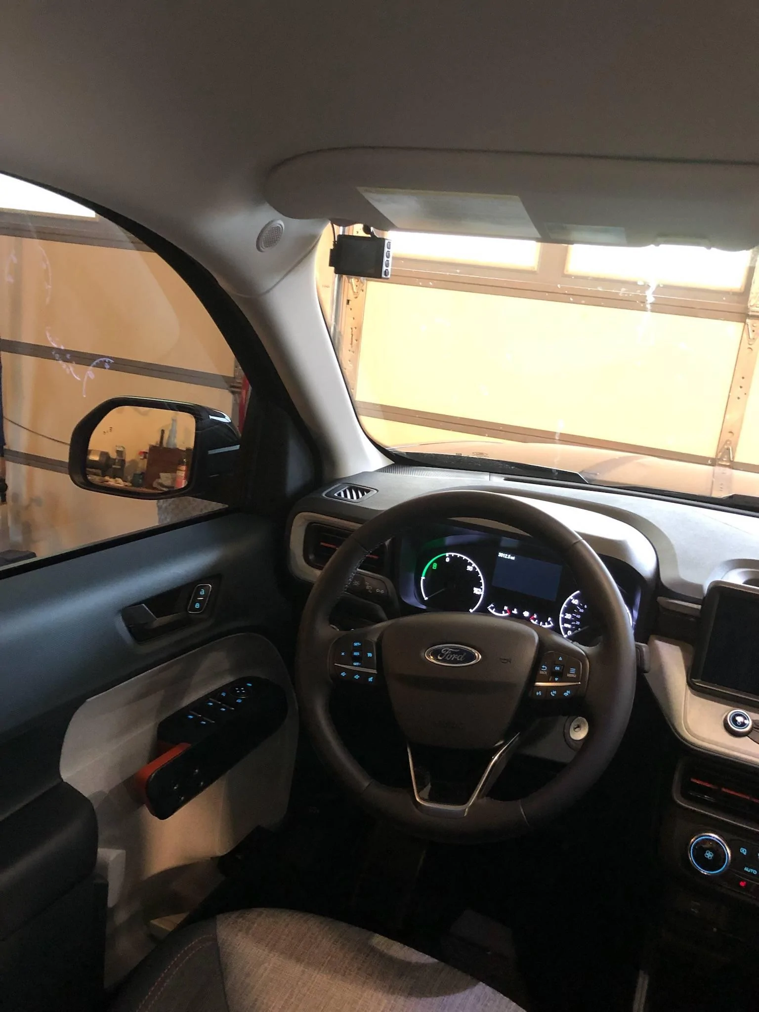 Ford Maverick Dashcam: Where does it go 4UHxLS