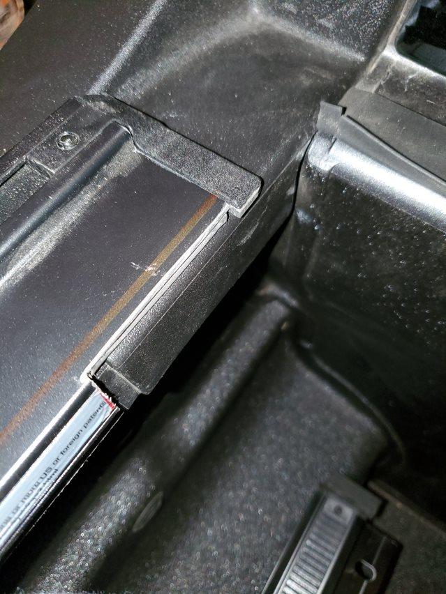 Ford Maverick Who has an Amazon tri-fold hard bed cover TS Rail cut