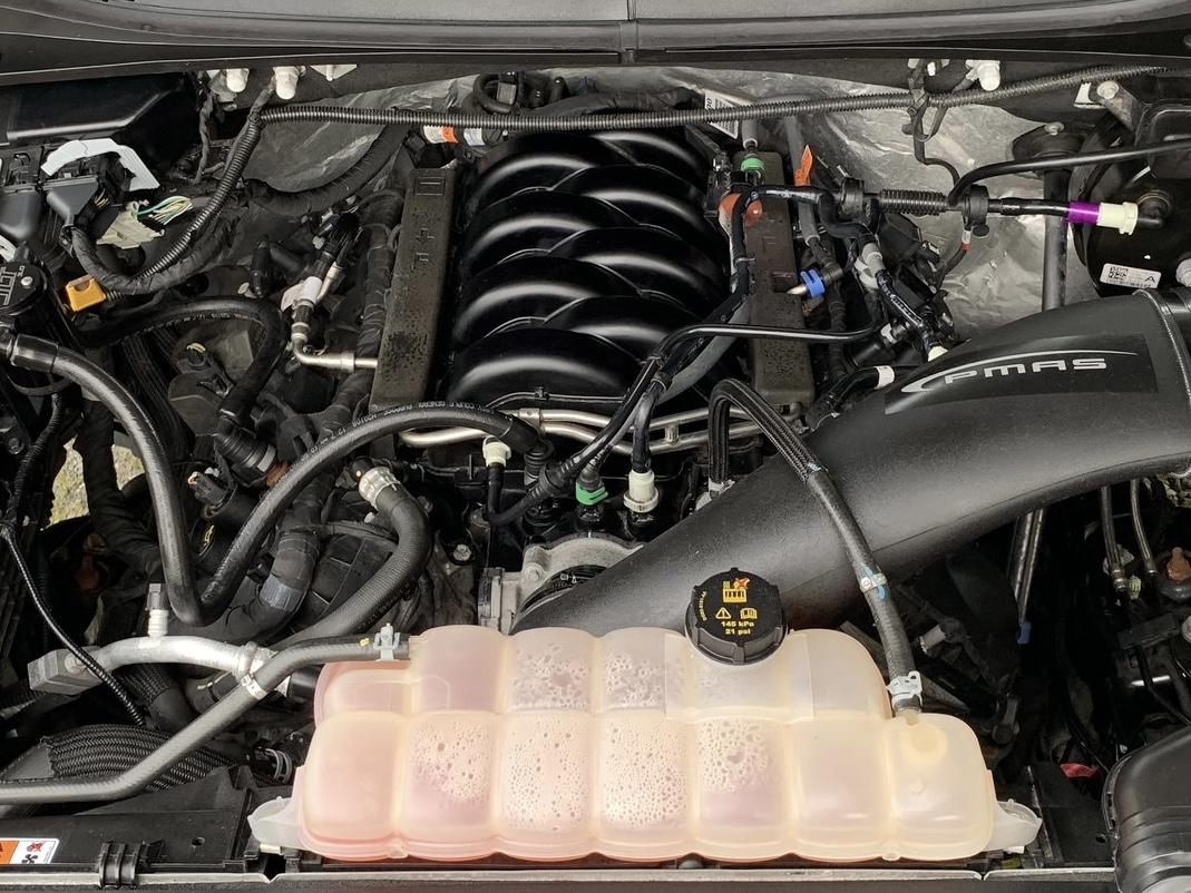 Ford Maverick Cover on top of engine missing? 1DC7AB58-9B63-4AD2-AAA1-C20DF010696E