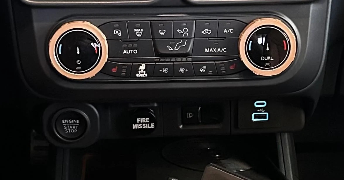 Ford Maverick “Not That Button!!!”😲 IMG_0887