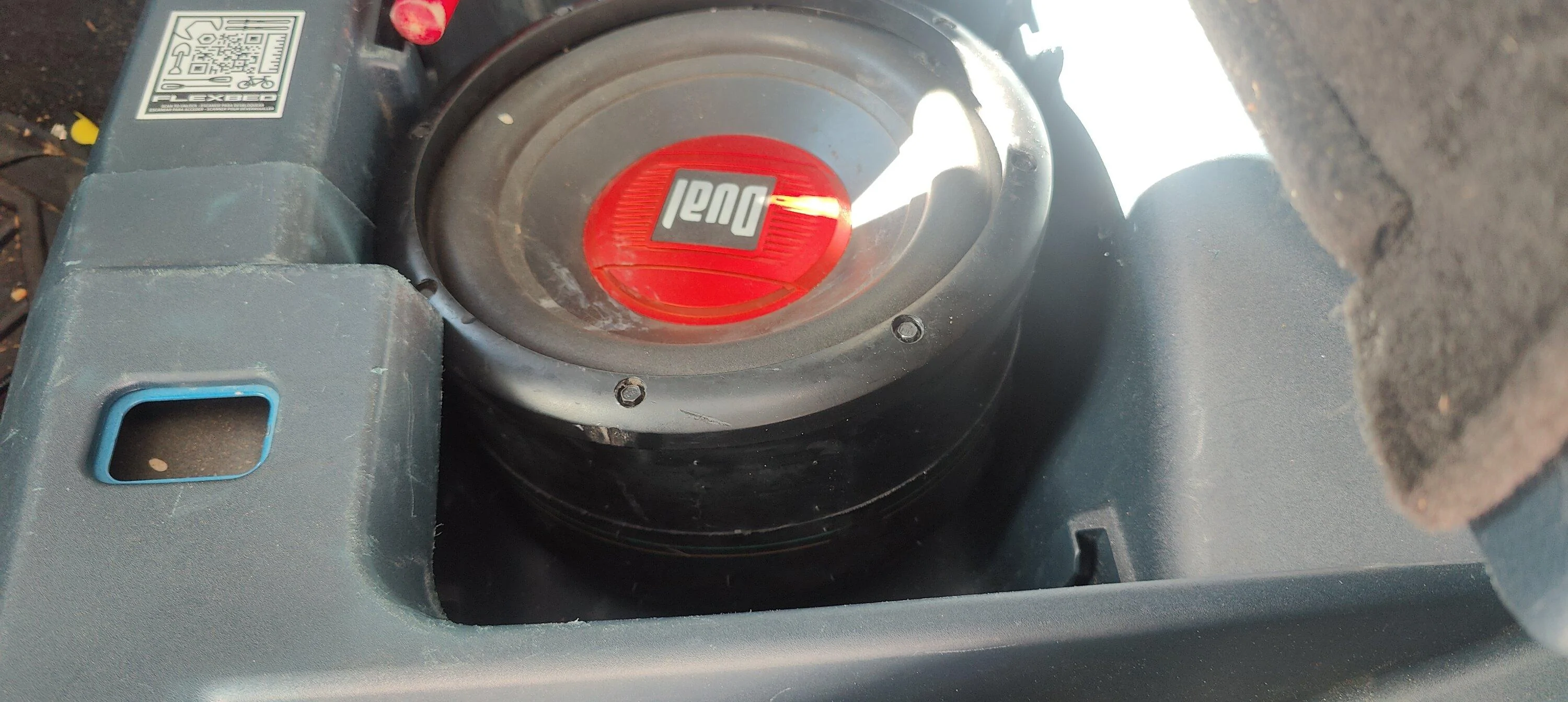 Ford Maverick I put a subwoofer in a lawn tire and it fit IMG20231202113231
