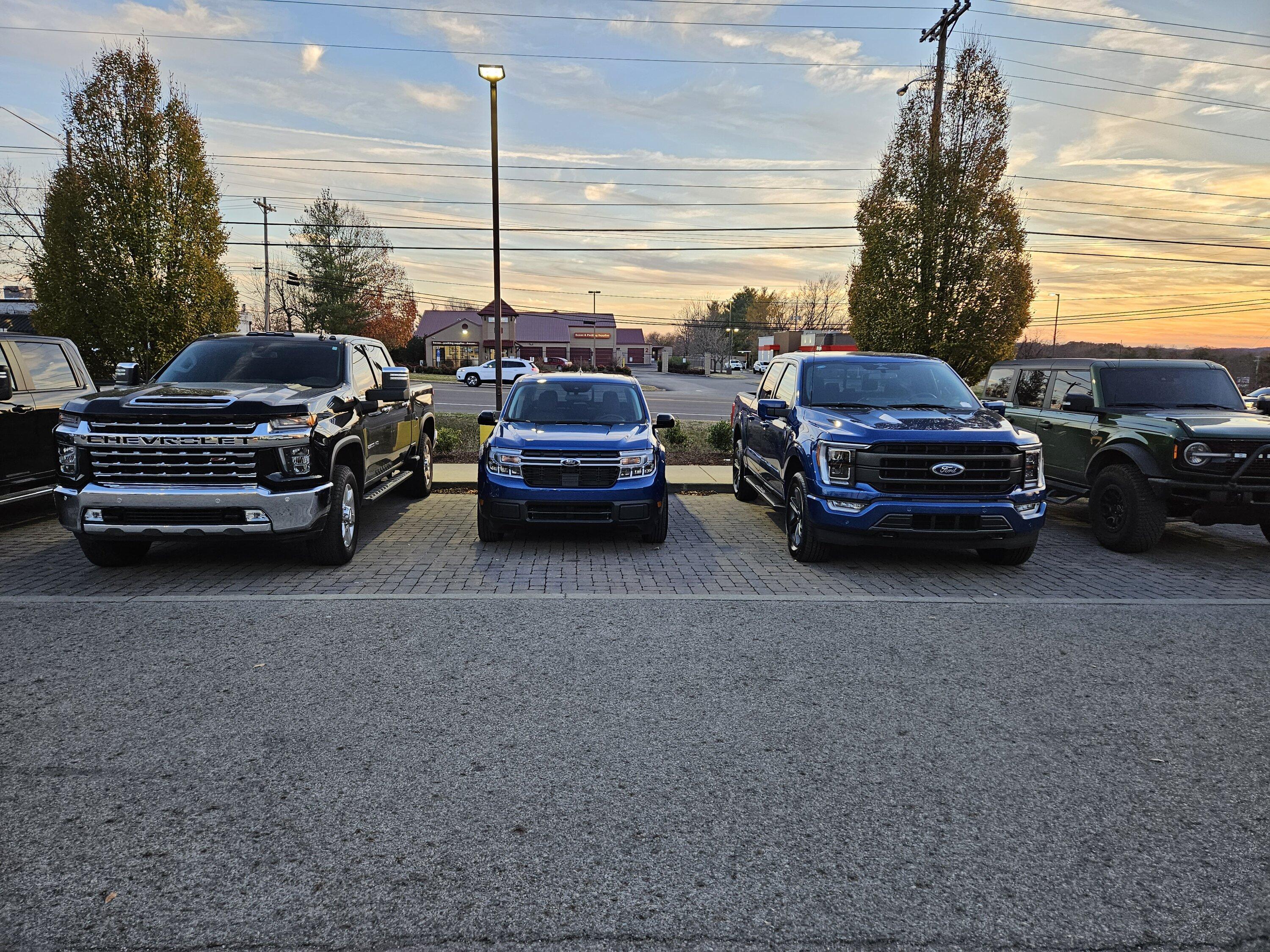 Ford Maverick Post your Maverick next to ridiculously large trucks - photos thread 20231129_162834