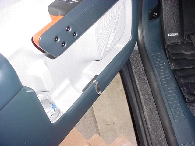 Ford Maverick Where do you put your garage door opener? DSC04577