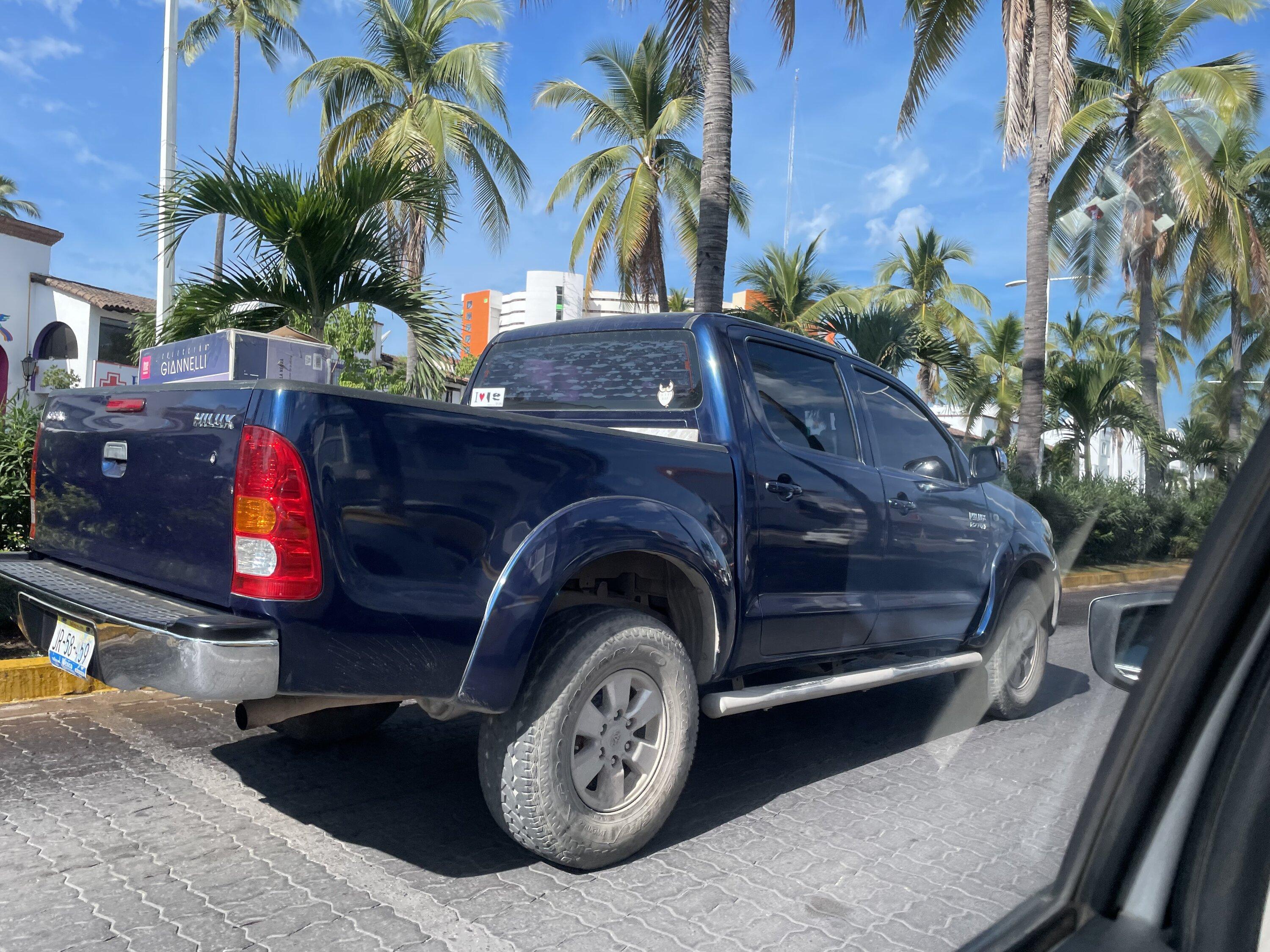 Ford Maverick Pics of small trucks in Mexico (Jalisco) IMG_0392[1].JPG