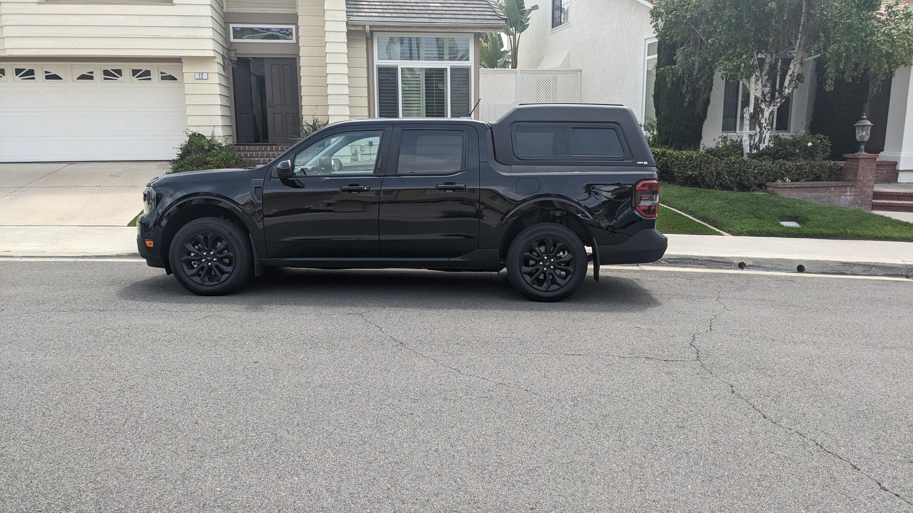 Ford Maverick Thoughts on Shadow Black XLT with Black Appearance pkg? PXL_20230418_192427058