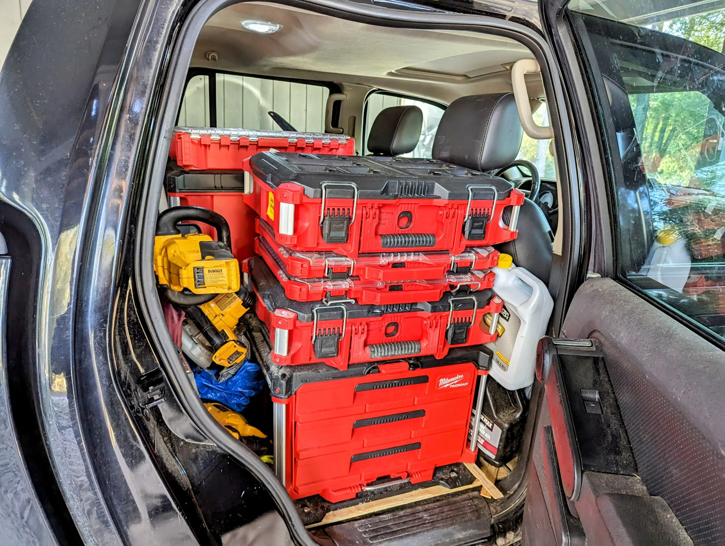 Ford Maverick 2023 XLT Journeyman edition w/ homemade packout shelf PXL_20231207_210909331~2