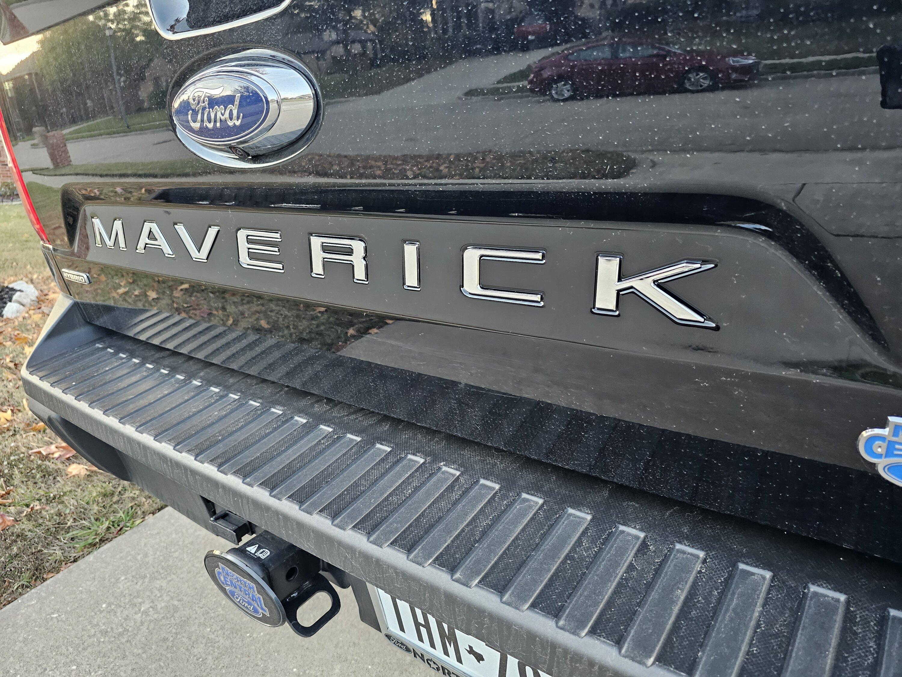 Ford Maverick What color tailgate lettering for Azure Gray Metallic Maverick? 1000078597