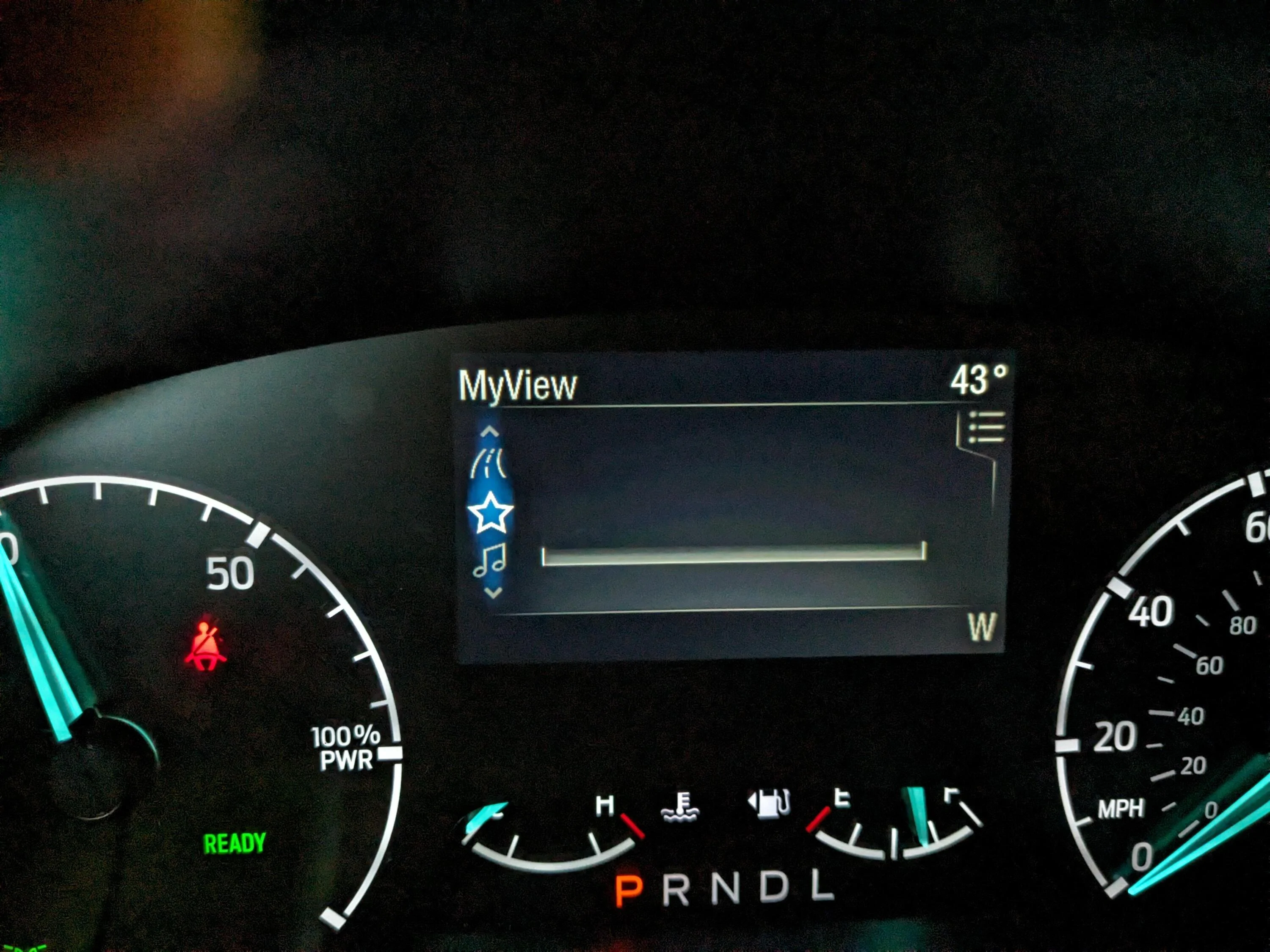 Ford Maverick Hybrid screen orDlU0B