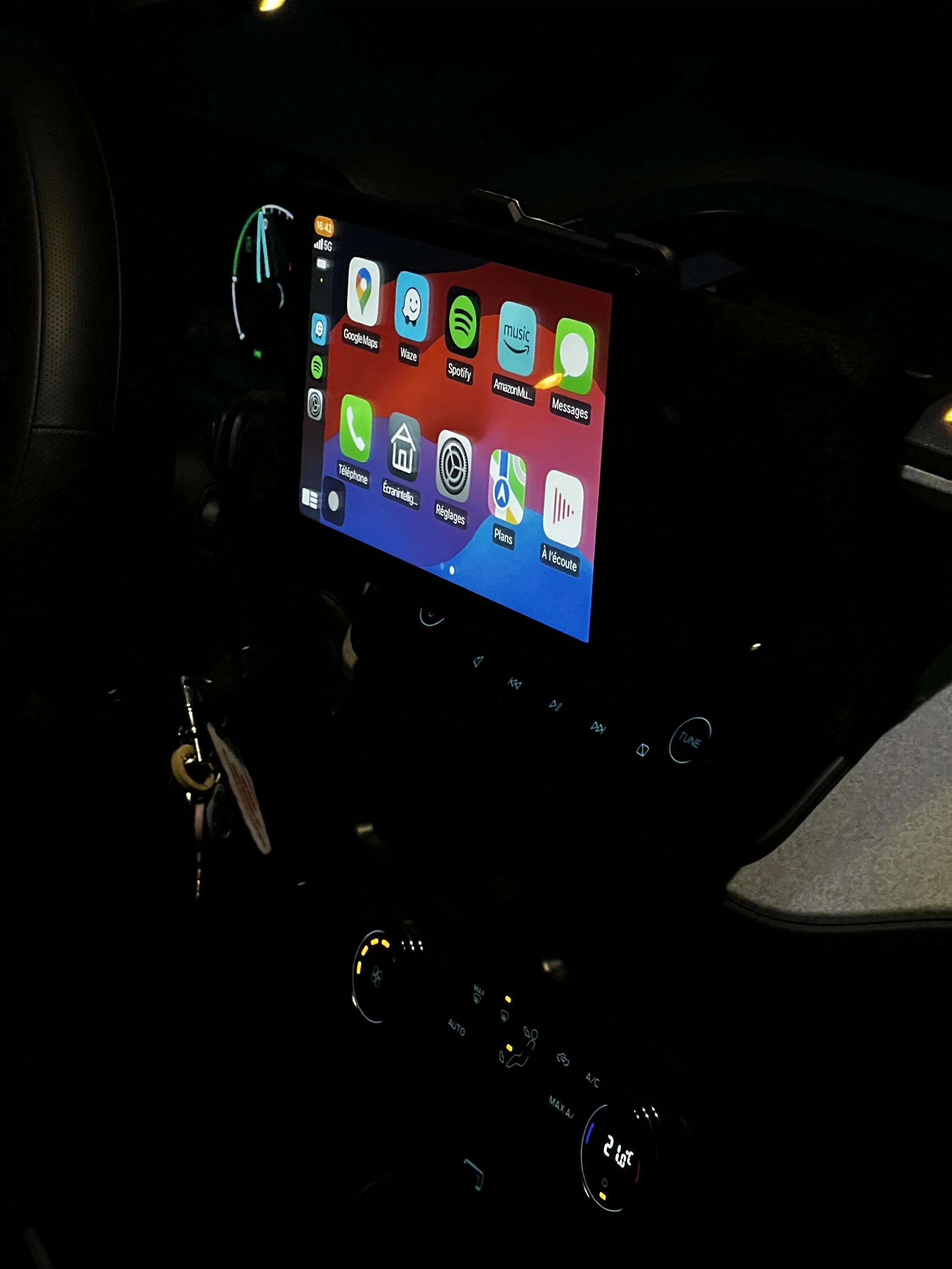 Ford Maverick Installing an External Carplay Screen (not using OEM screen) DIY Project c