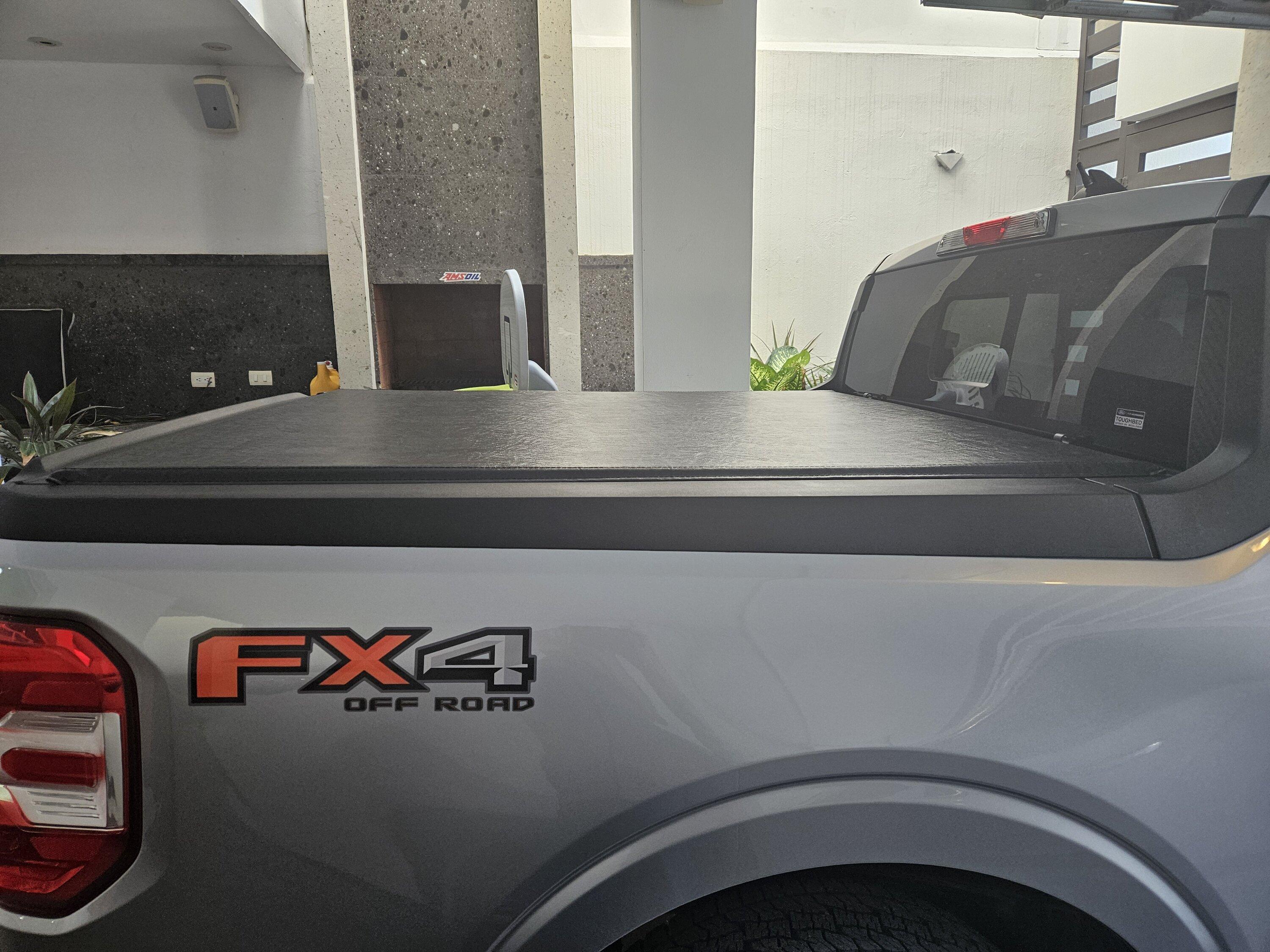 Ford Maverick Gator SRX roll up tonneau cover installed 1000018952