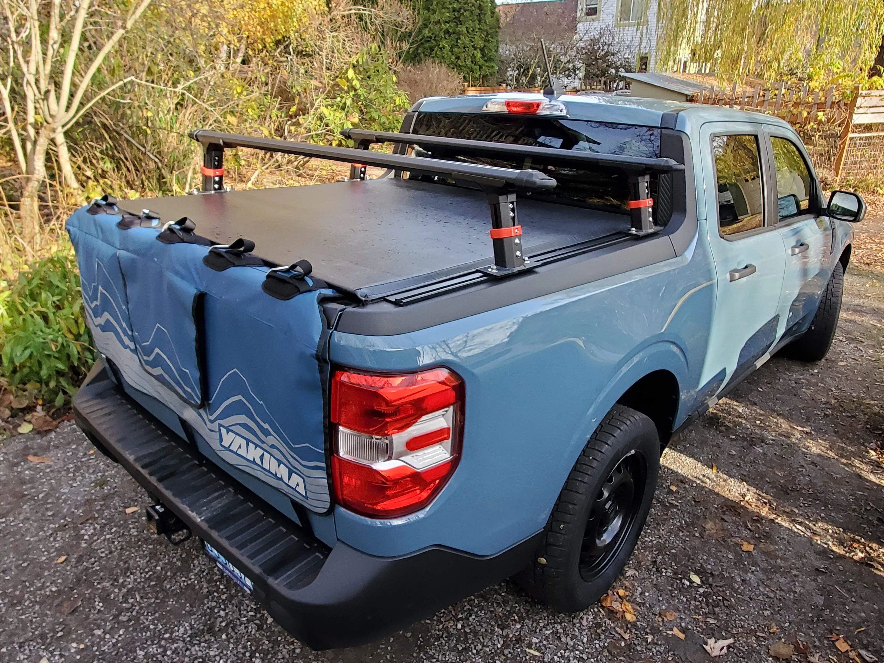 Ford Maverick Gator SRX roll up tonneau cover installed Maverick with Rack