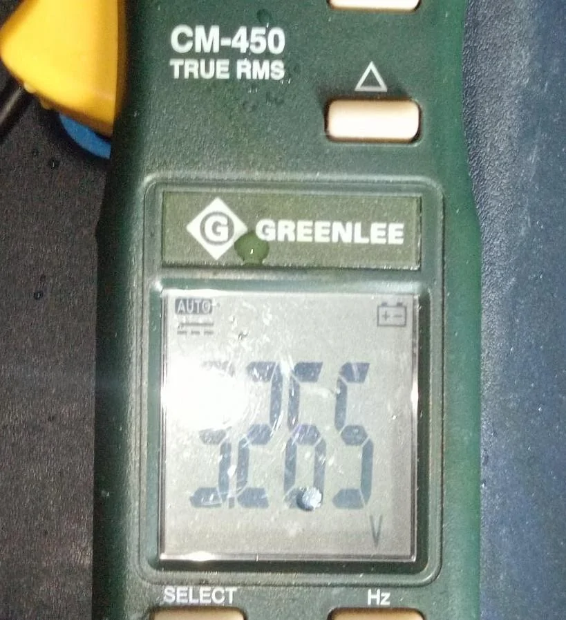 Battery voltage 2023 12 18 - Copy.webp