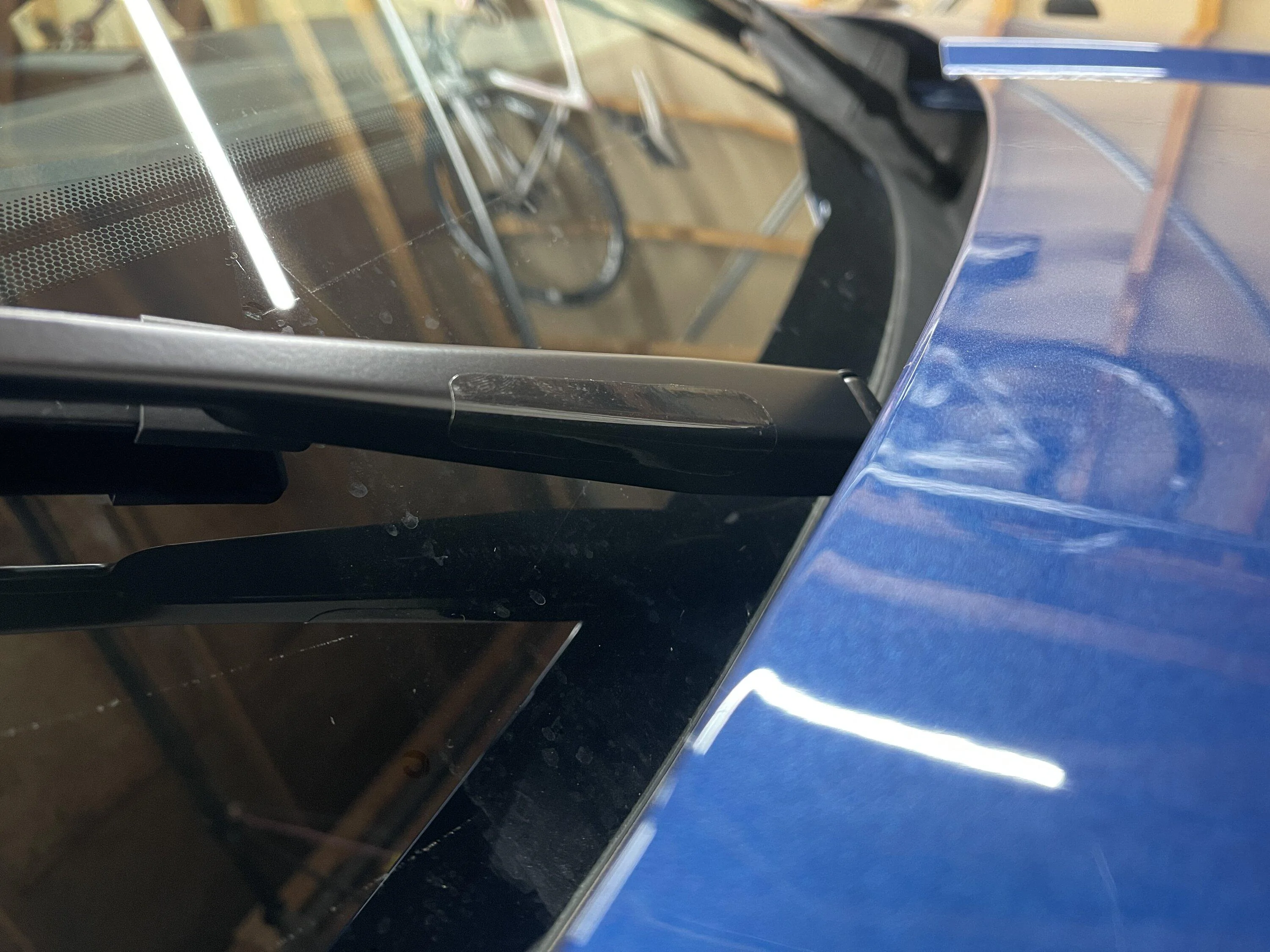 Ford Maverick Pro Tip: Avoid chipping your hood by applying 3M paint protection film on the wiper arms IMG_0380