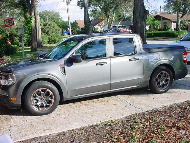 Ford Maverick XLT wheel mod in under an hour! Sticker / decal color ring DSC04690.JPG