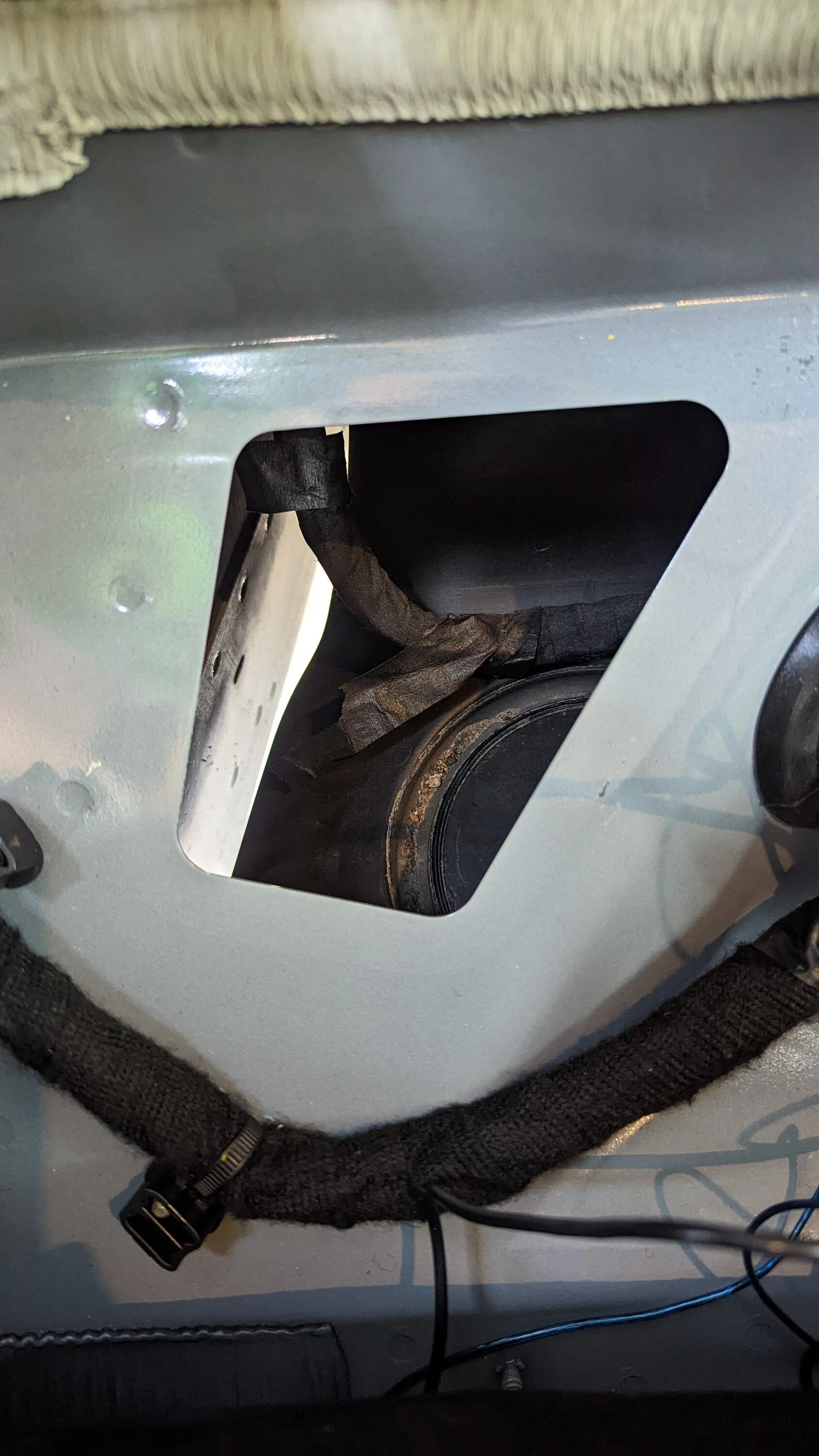 Ford Maverick Simple B&O upgrade and sub solution. PXL_20221009_151545959