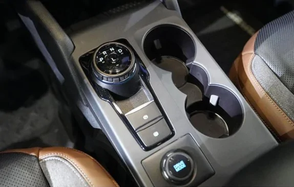 Ford Maverick E shifter vs dial shifter shifter