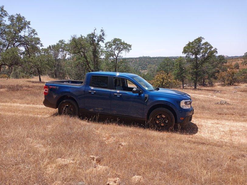 Ford Maverick Maverick versus older cousin 1704268345844