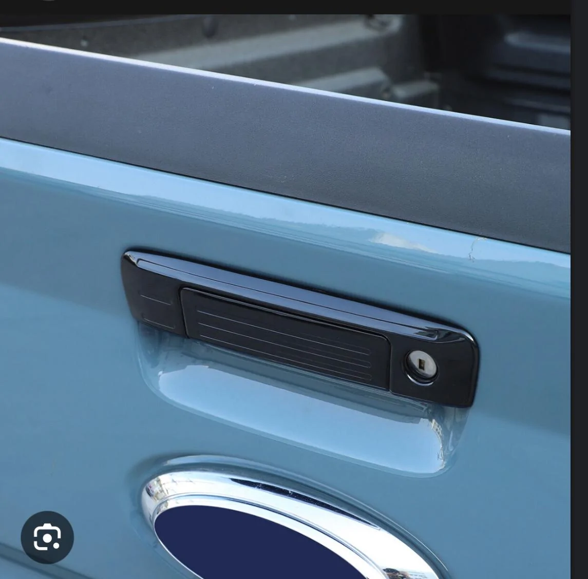 Ford Maverick Tailgate Lock option -- is it located in the handle or tailgate pivot point? IMG_1507