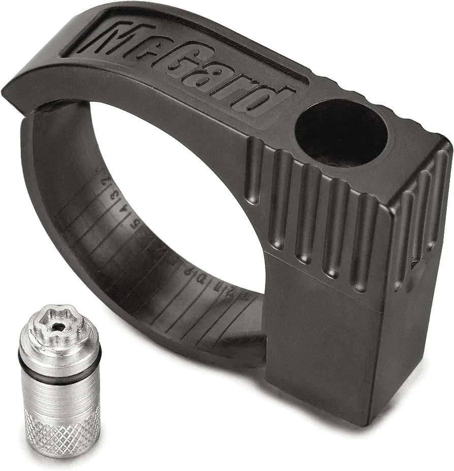 Ford Maverick Tailgate Lock option -- is it located in the handle or tailgate pivot point? 1704295850410
