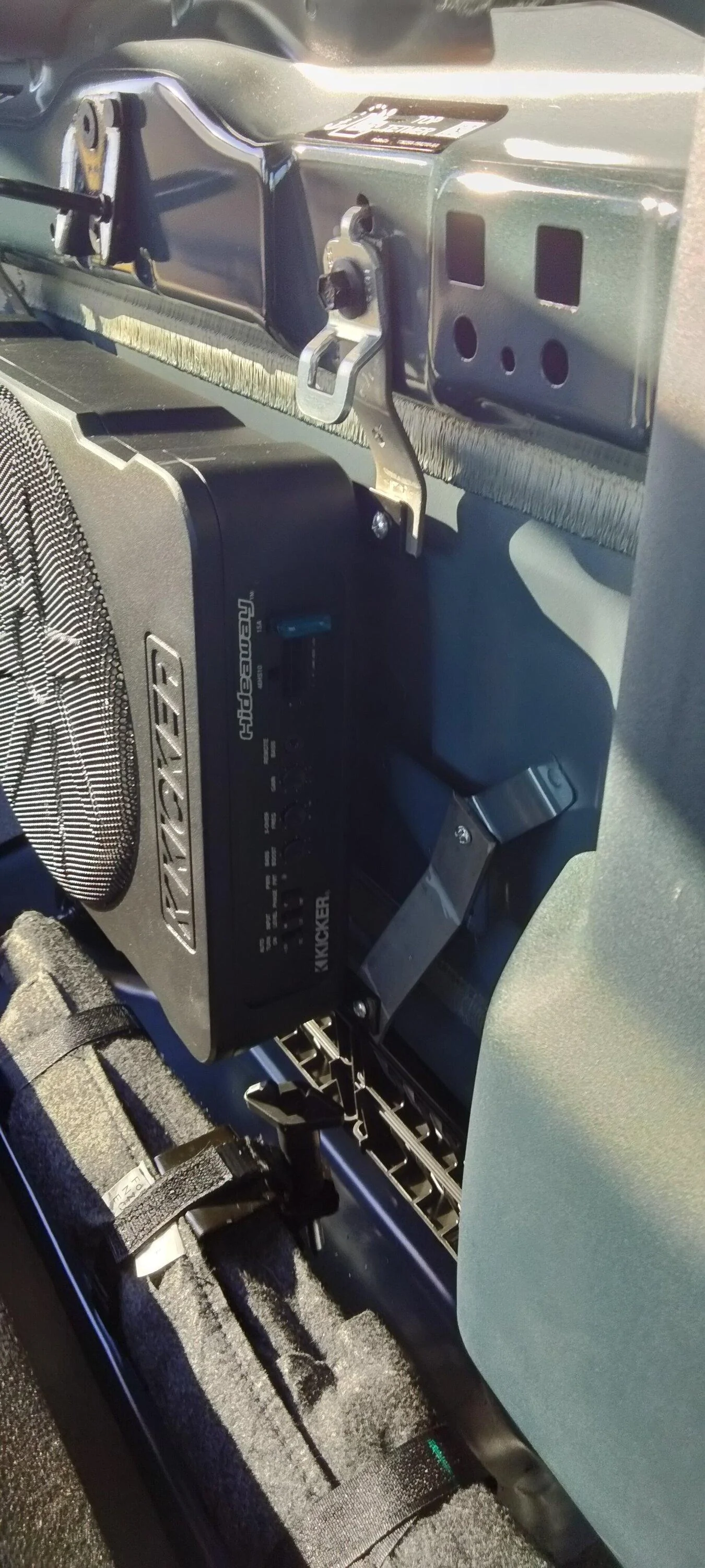 Ford Maverick Subwoofers NOT under the rear seat IMG20231231154555