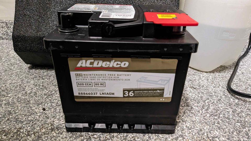 Ford Maverick FS: New AcDelco AGM 12V battery for hybrid Maverick 415506466_7053105321437187_6013105785589689849_n