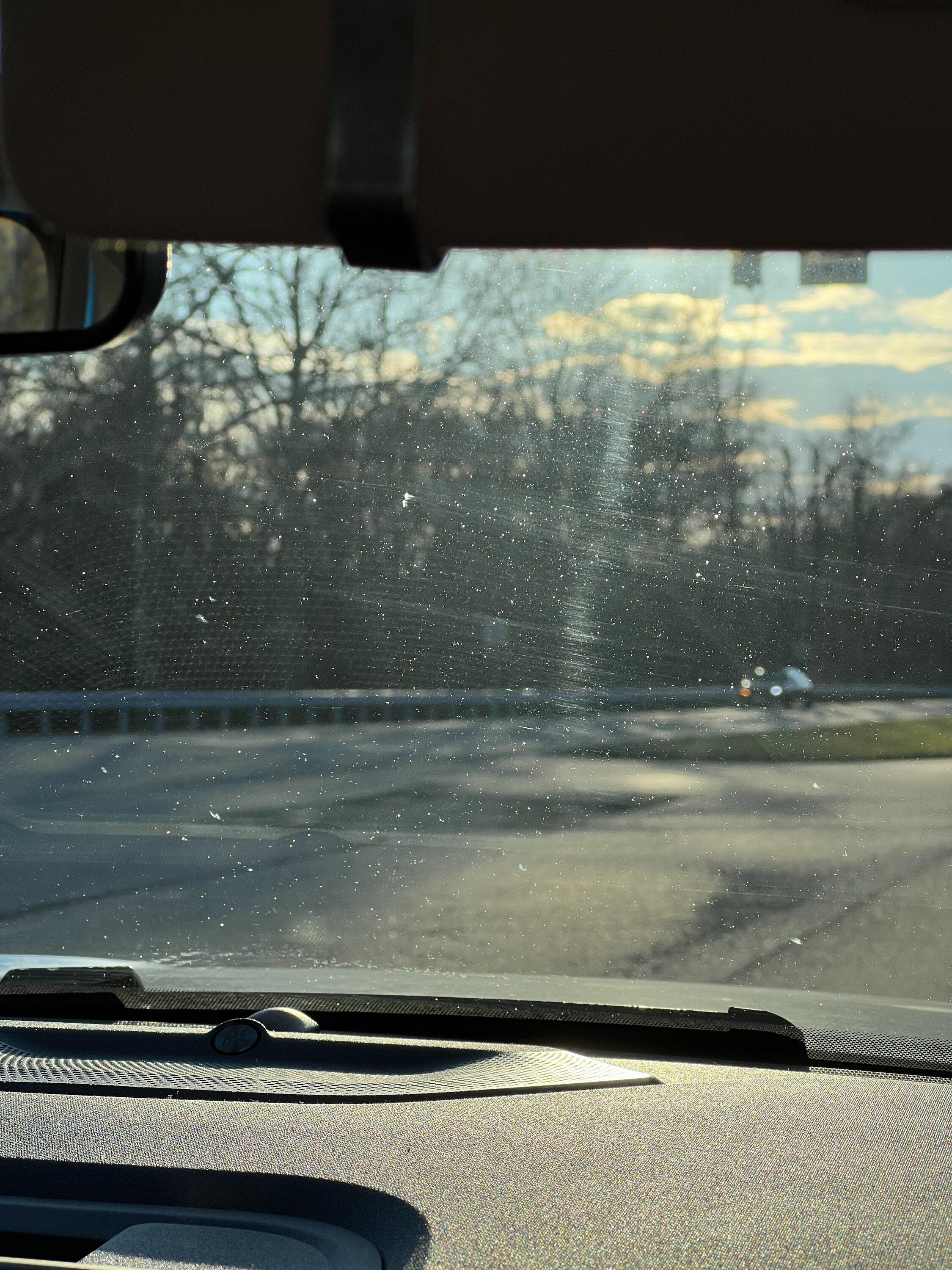Ford Maverick Chips/damage to Lariat windshield laminate coating MavWindow2