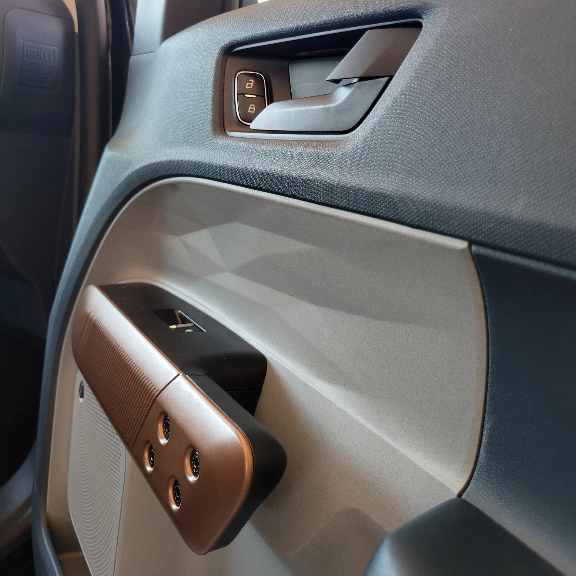 Ford Maverick Maverick Trim Comparison (XL, XLT, Lariat) Alto Blue 8-25 (1)