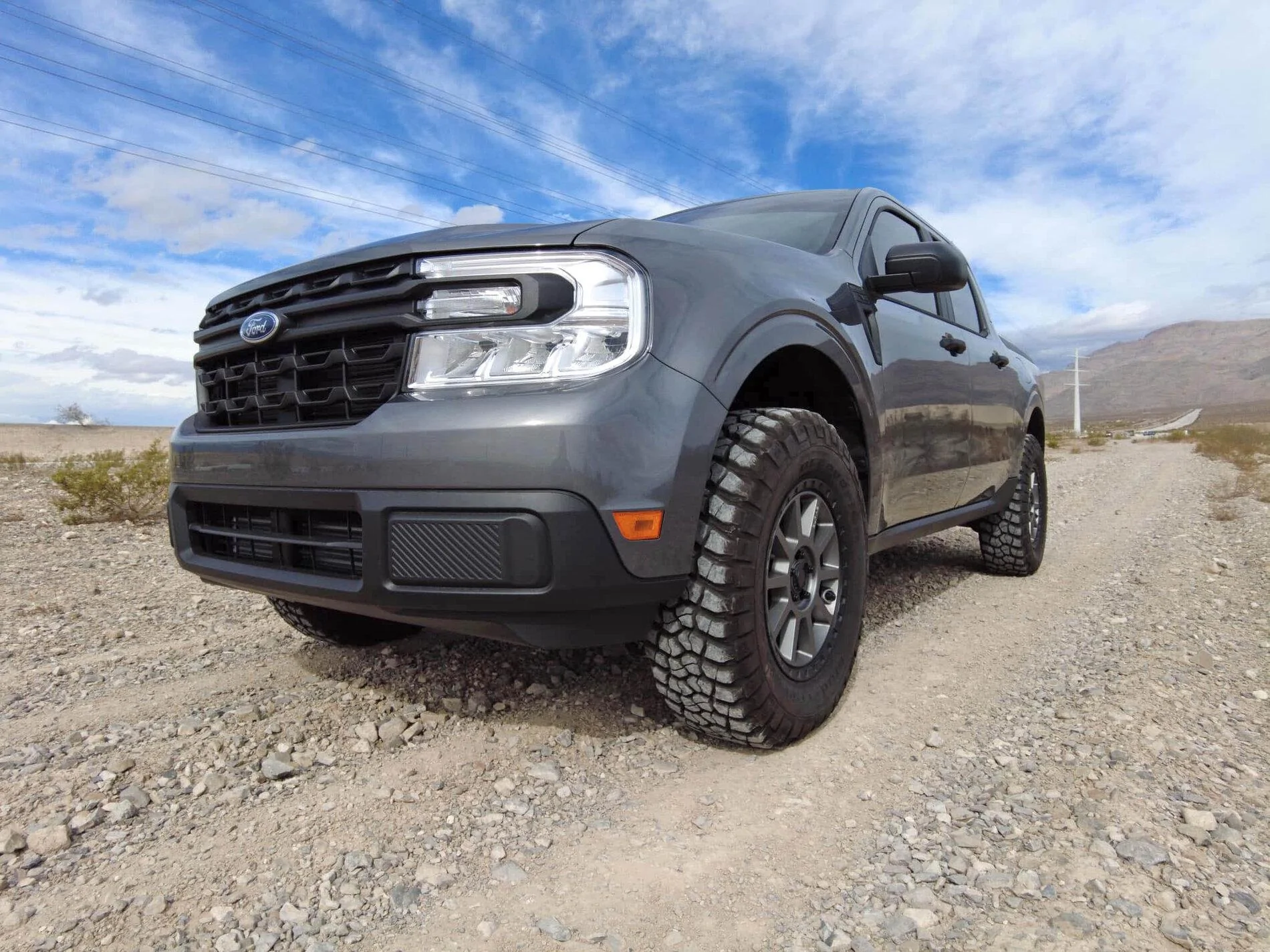 2022 Maverick 2%22 lift kit 255:75:17 BFgoodrich KM22 17x7.5 with 17%22 ALPHAequipt foxtrot wh...jpg