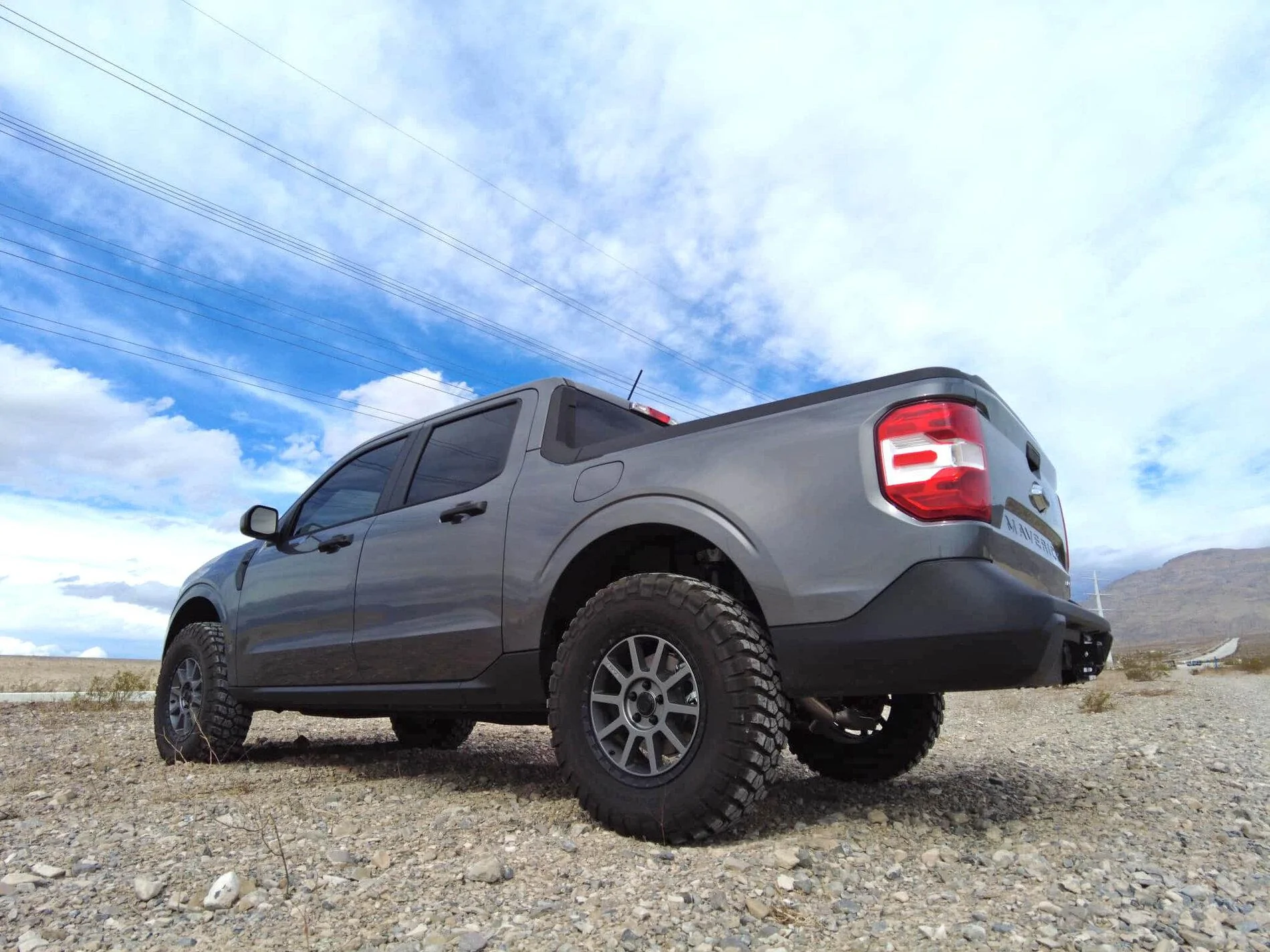 2022 Maverick 2%22 lift kit 255:75:17 BFgoodrich KM22 17x7.5 with 17%22 ALPHAequipt foxtrot wh...jpg