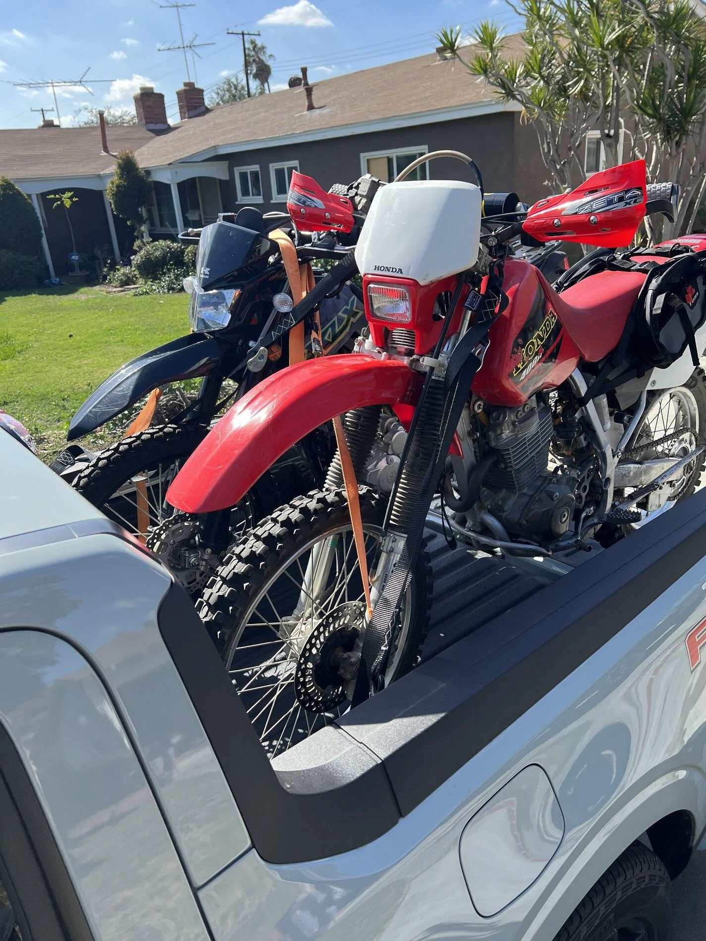 Ford Maverick Bed can hold two full sized dirt-bikes! 9FC29C6A-FEC4-4FB0-8E4C-66781A281F90