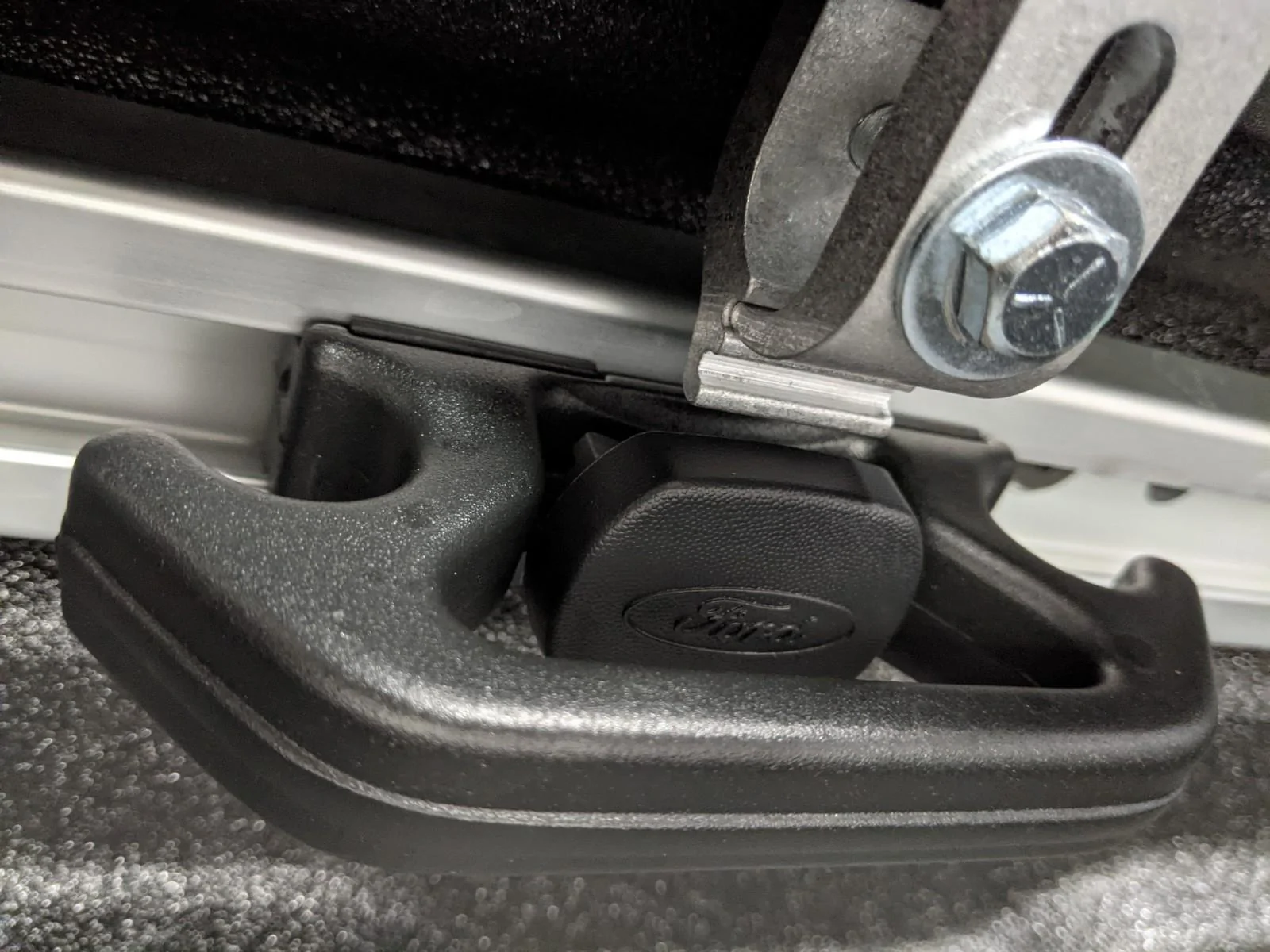 Ford Maverick Truxedo Elevated TS Rail Installed with XLT Lux Bed Rail PXL_20211027_191011448