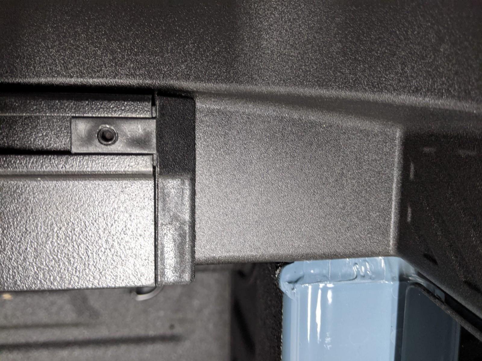 Ford Maverick Truxedo Elevated TS Rail Installed with XLT Lux Bed Rail PXL_20211027_190944753