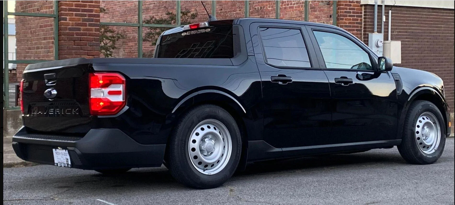 Ford Maverick Dumped / Lowered Maverick pickup preview renderings just wow Screenshot_20211029-021202_Facebook